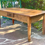 Antique farmhouse table in solid oak, 1900