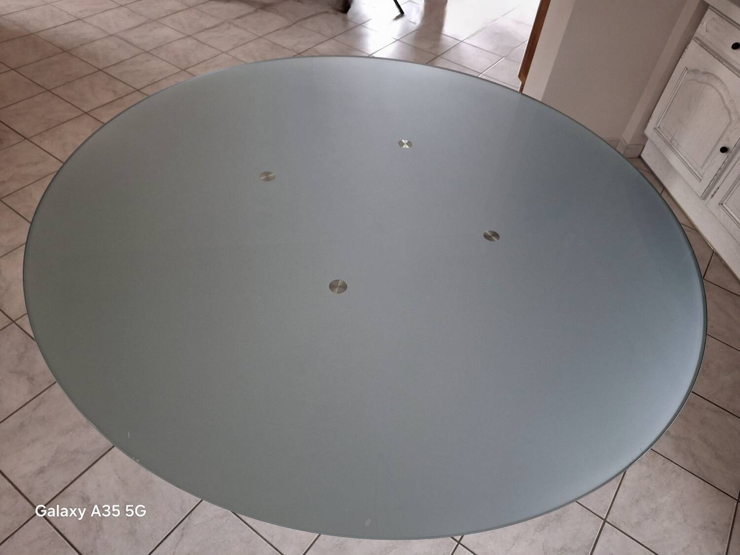 Round table Vesuvius 160 cm Gold