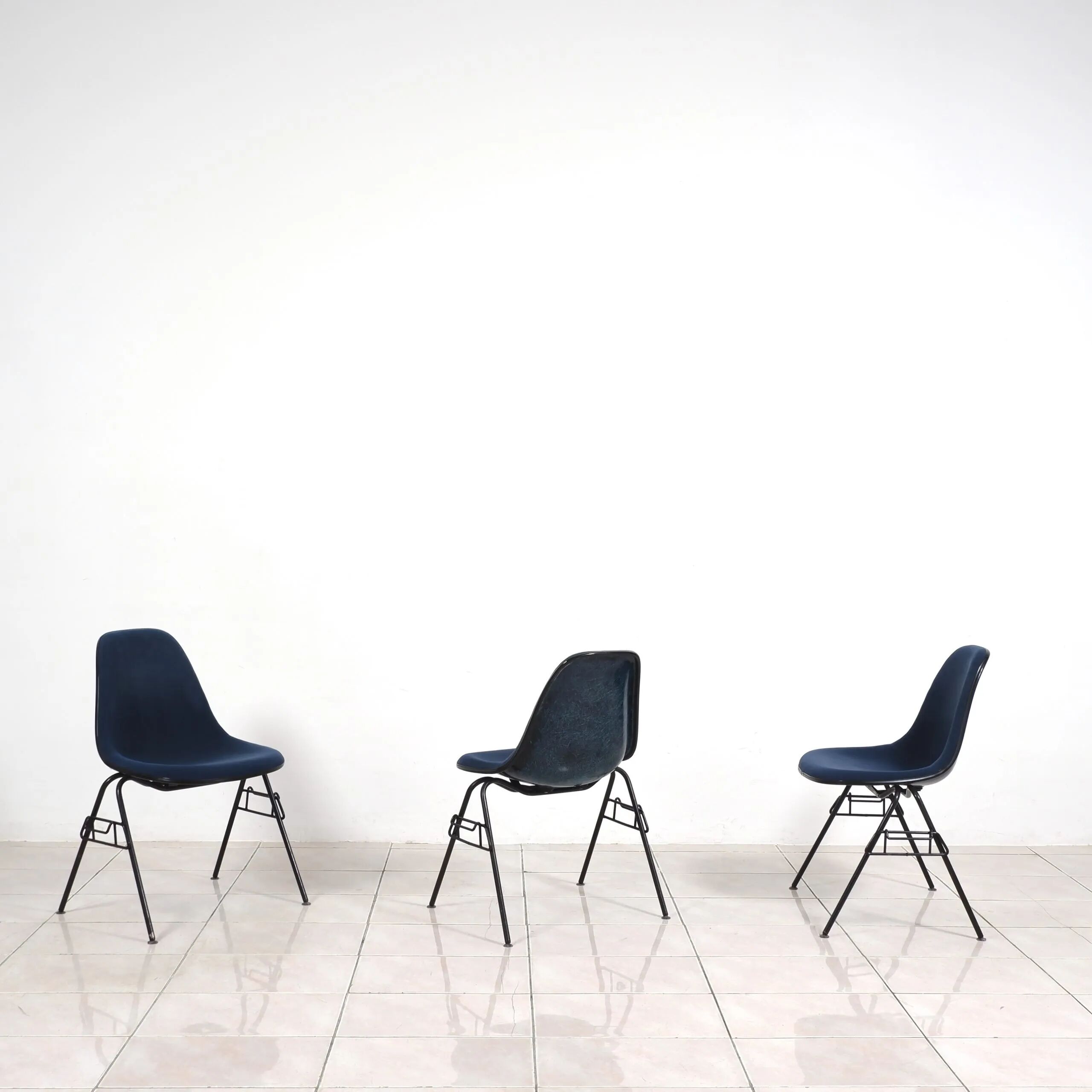 Set of 6 Eames Fiberglass DSX side chairs blue with velvet upholstery