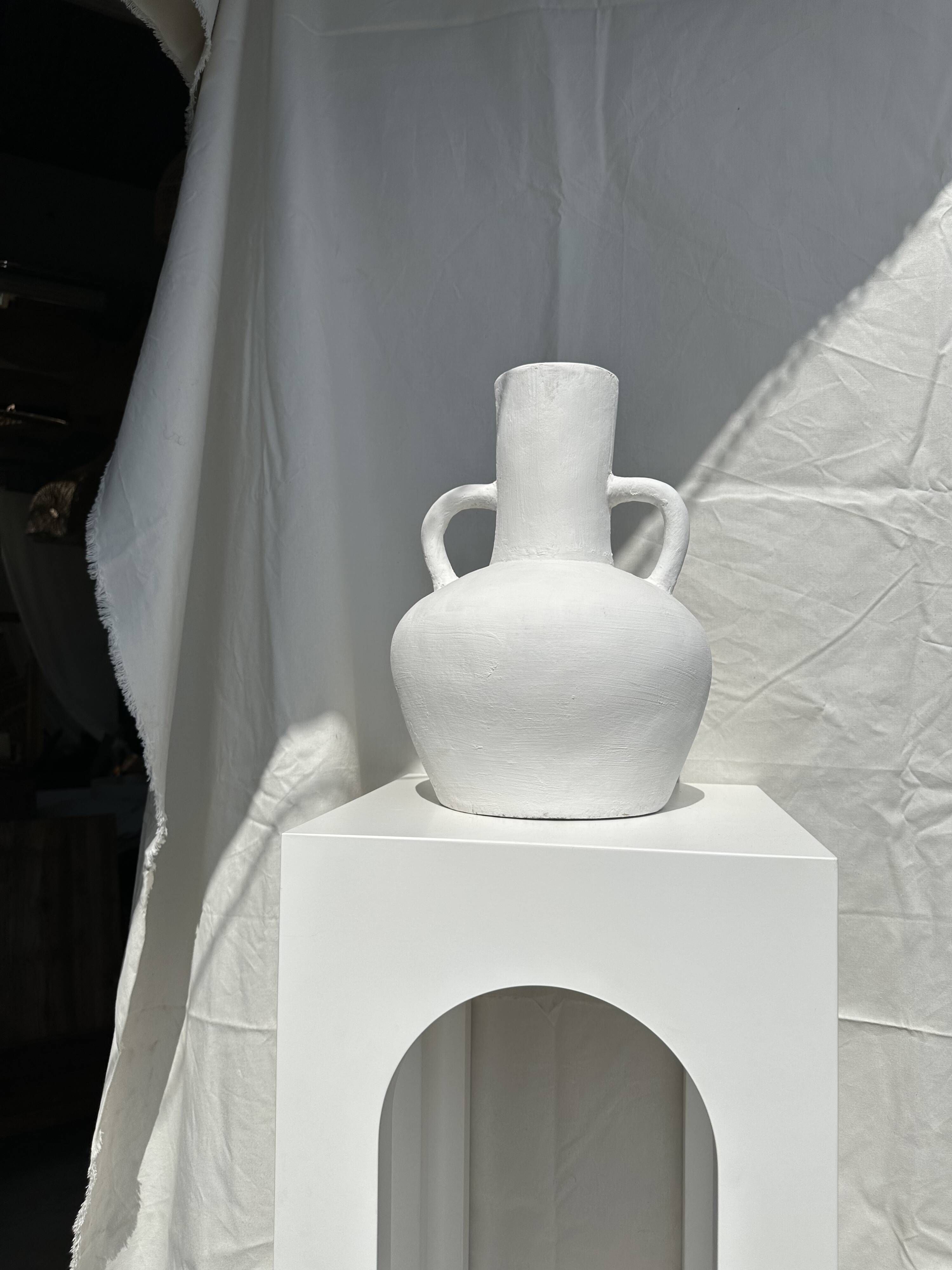 Large handcrafted terracotta vase painted white with double handles H40 D30