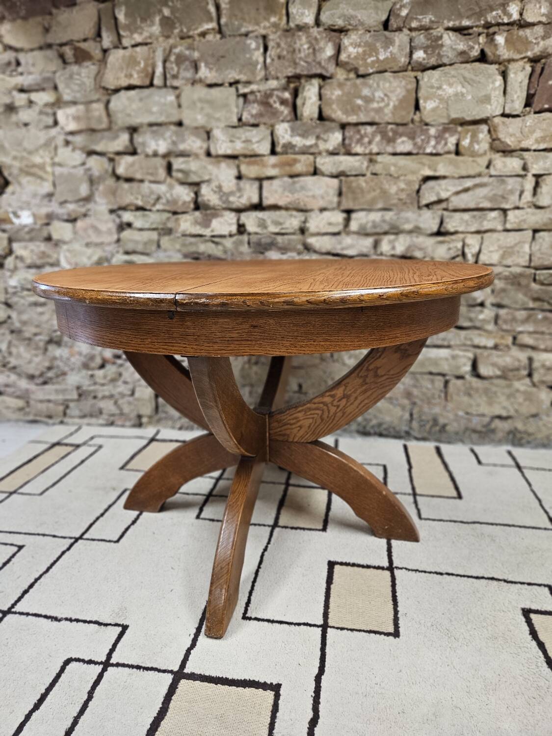 Vintage 1970s round dining table