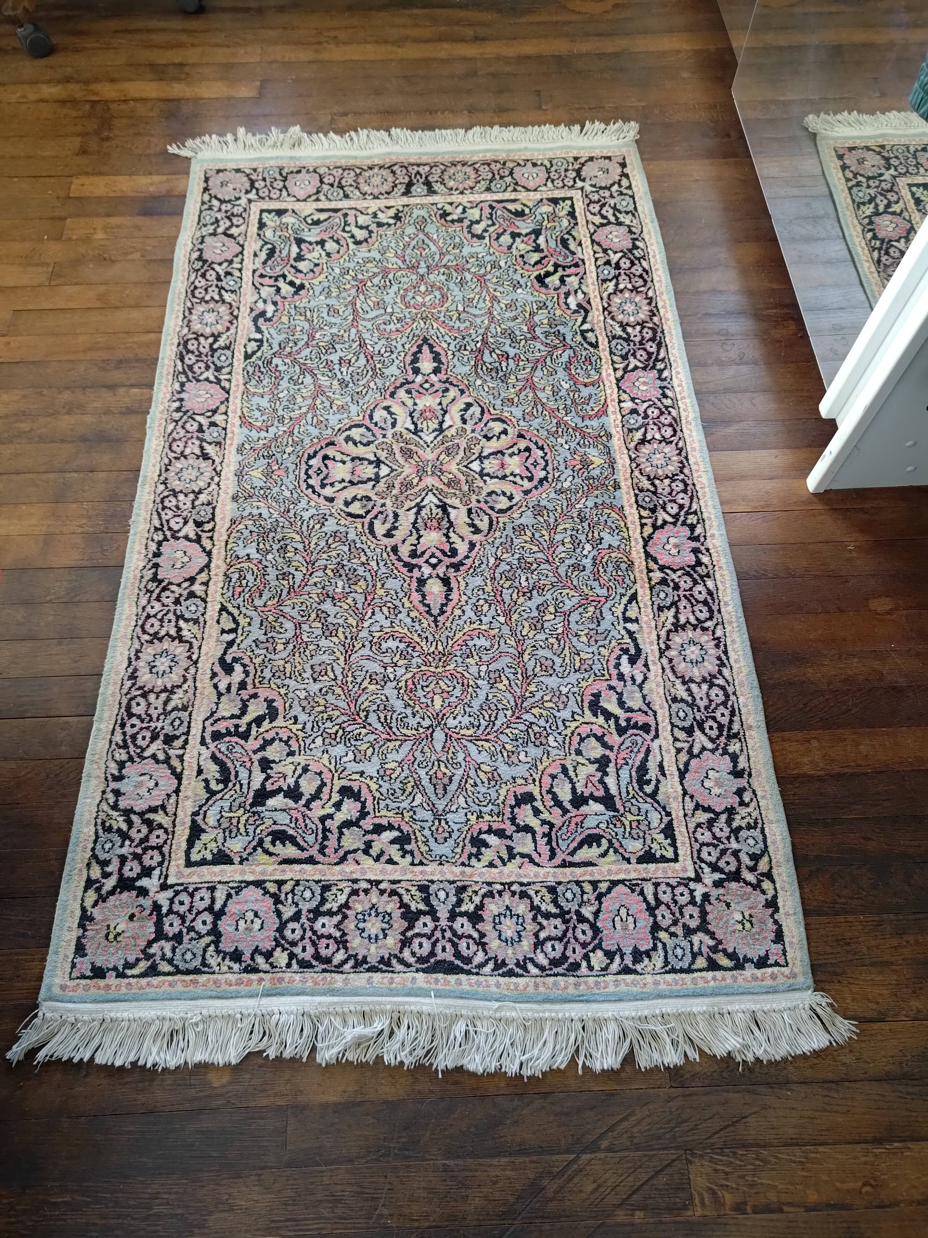 Handmade oriental rug 159x94 cm