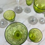 Service de verres anciens en cristal baccarat vert, xxe siècle