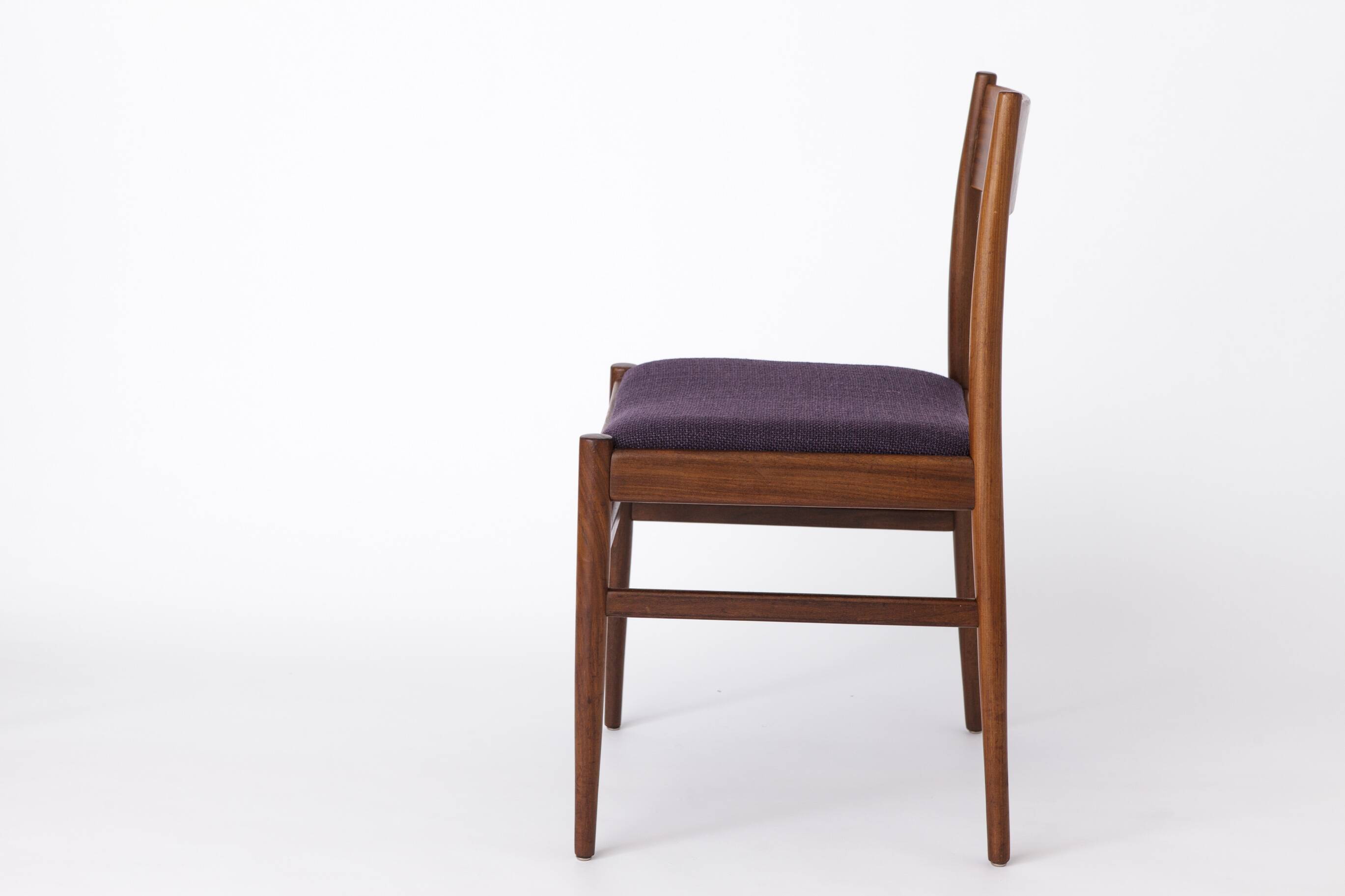 1 of 5 Danish Chairs 1960s - Teak Vintage