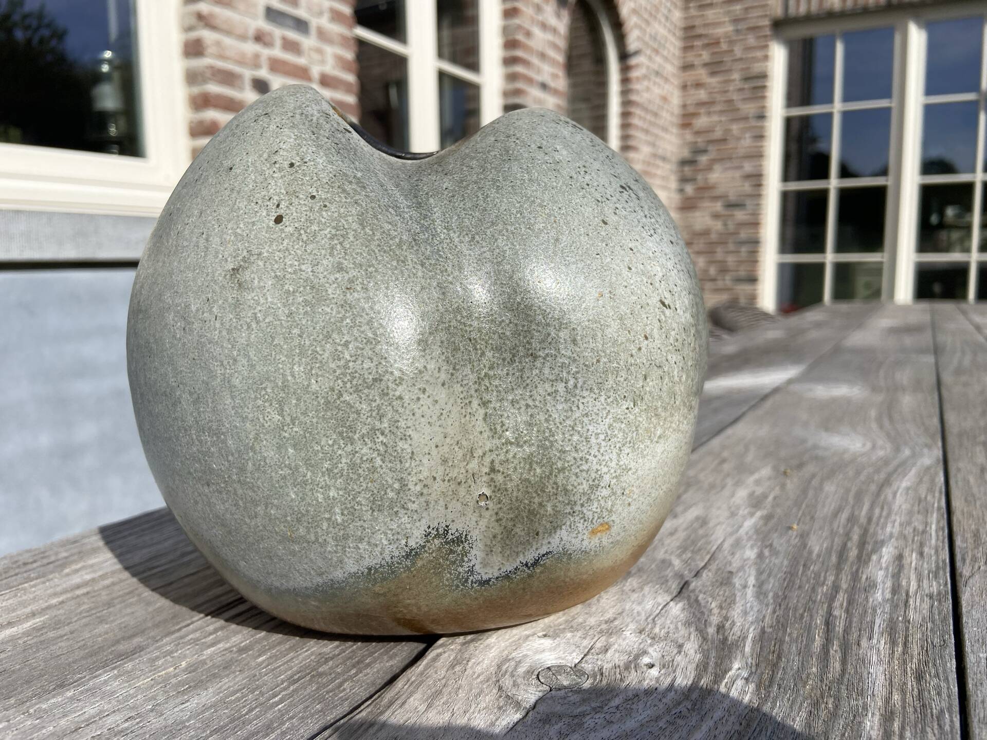 Superb sculptural vase in vintage glazed stoneware (1970s/1980s), re