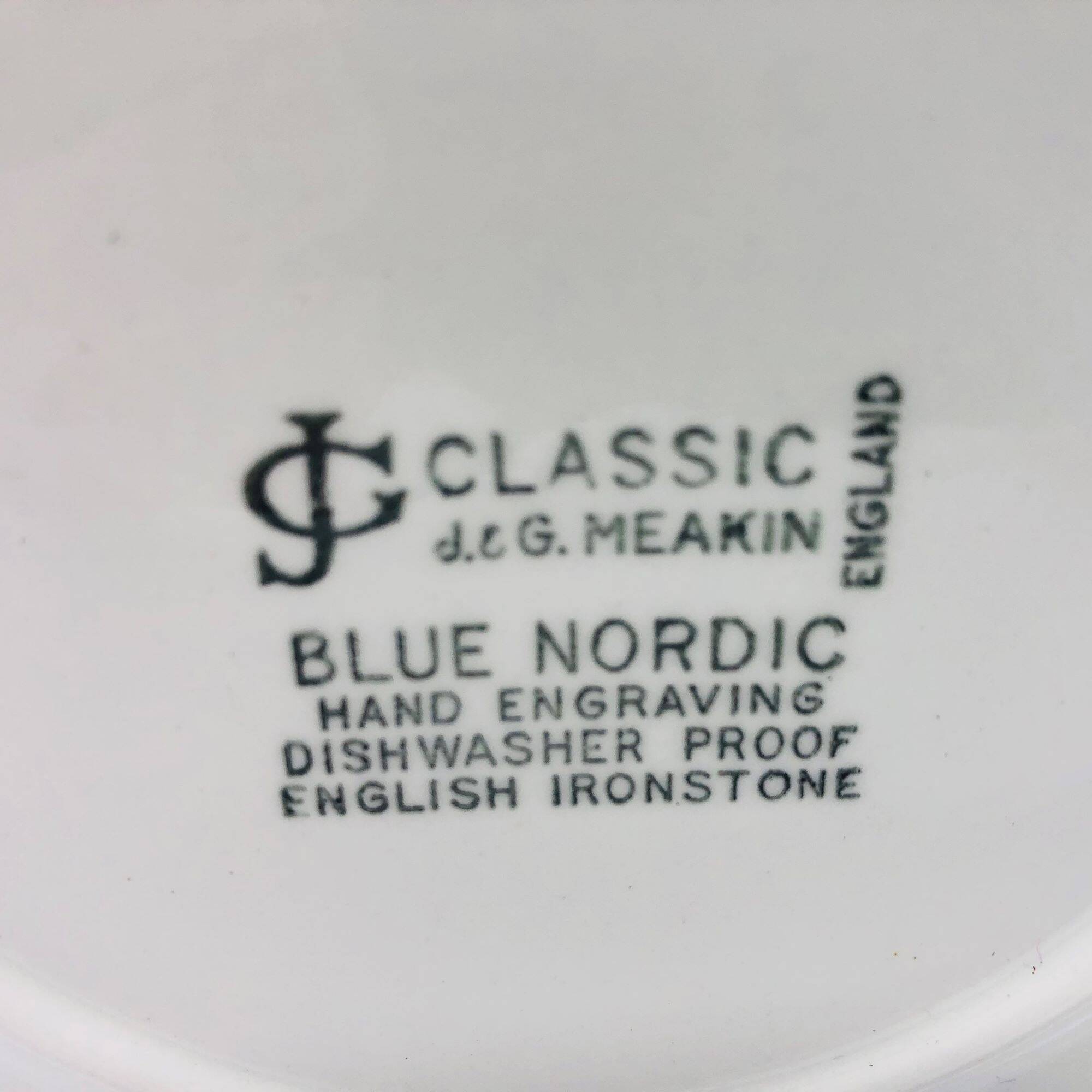 6 Dessert Plates, J & G Meakin Classic White Blue Nordic.