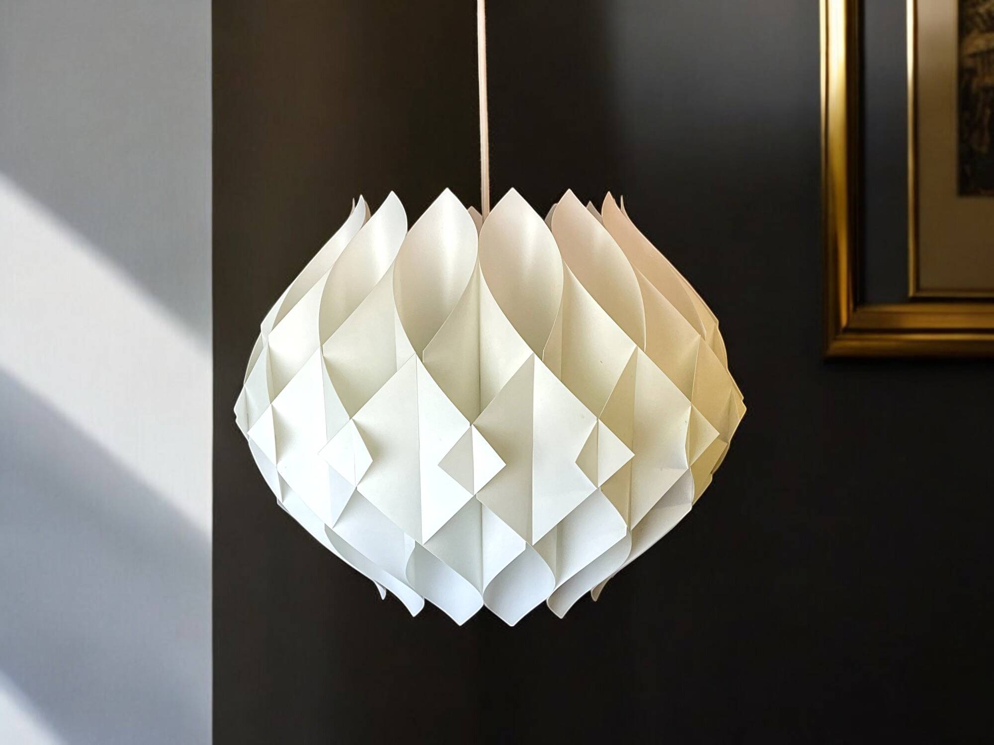 Lampe à suspension White Butterfly de Lars Schioler pour Hoyrup