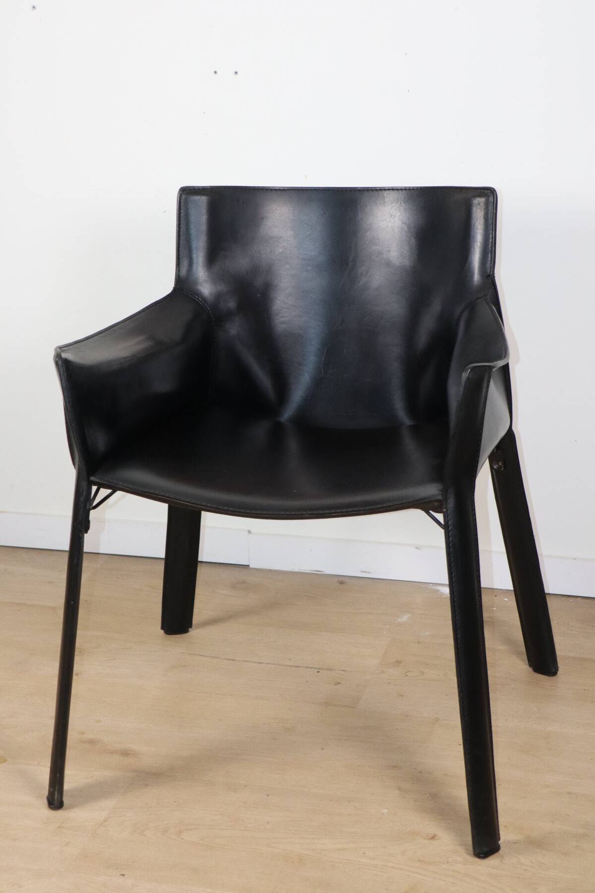 Fauteuil vintage en cuir noir - Années 80