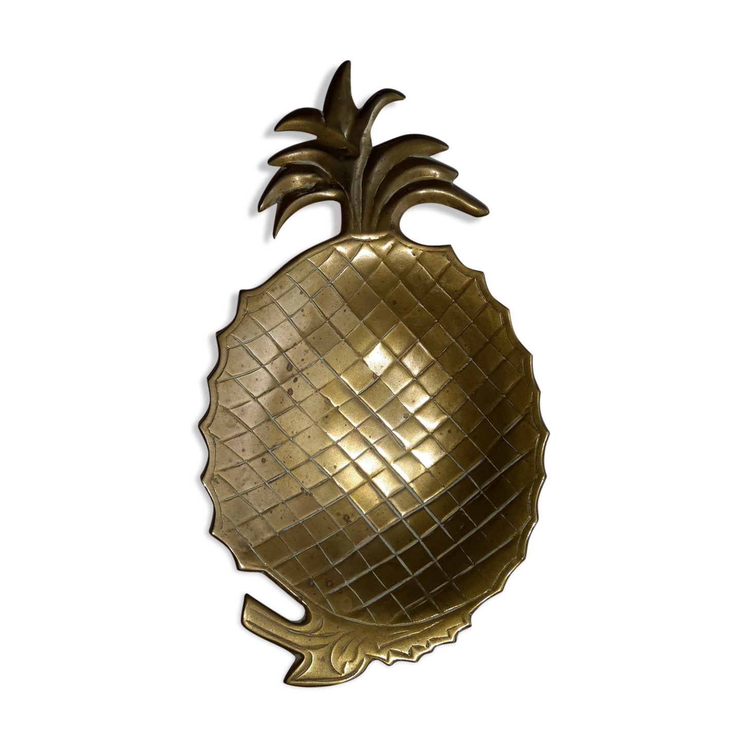 Empty pocket pineapple brass