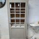 Armoire vitrine parisienne