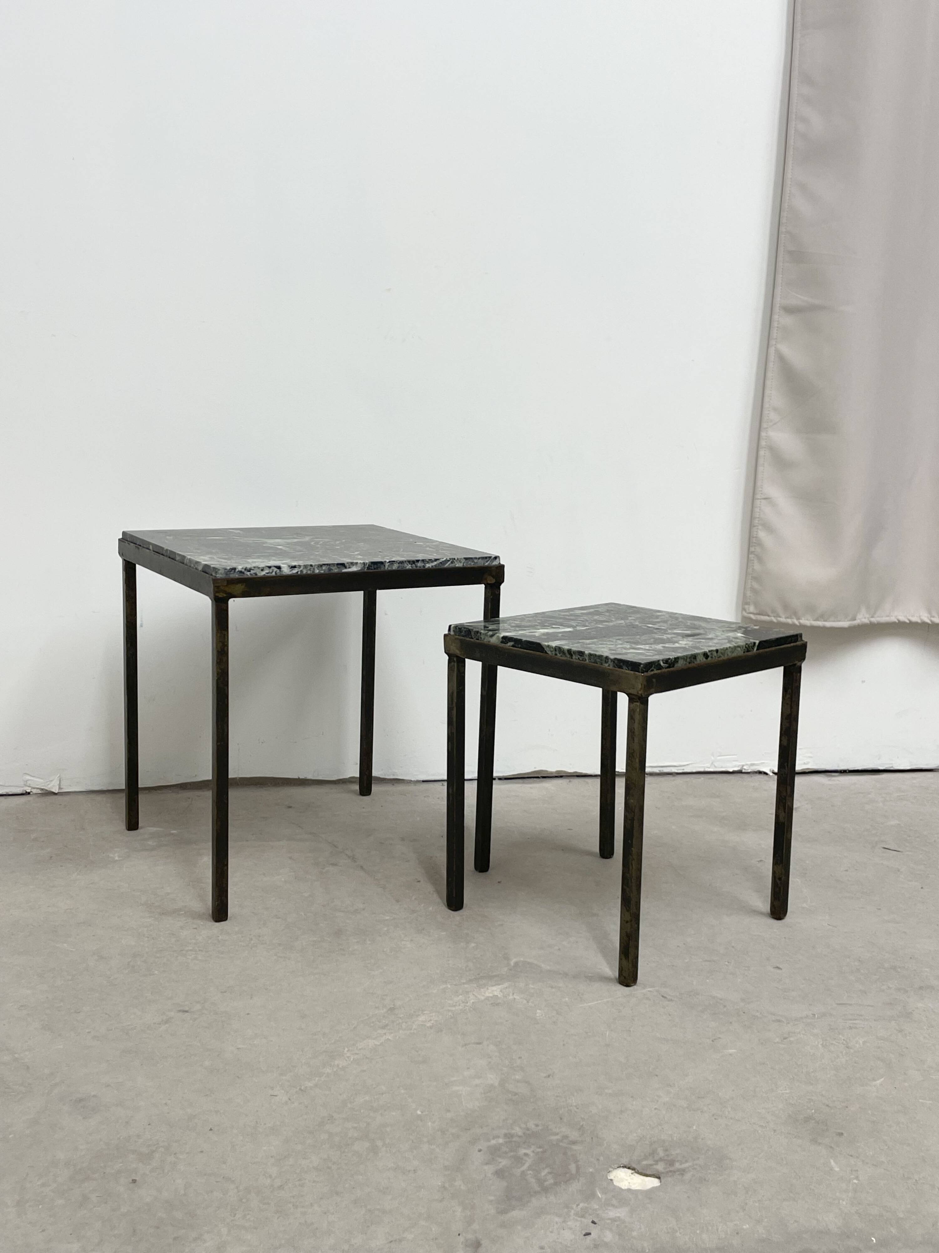Set of nesting tables in marble