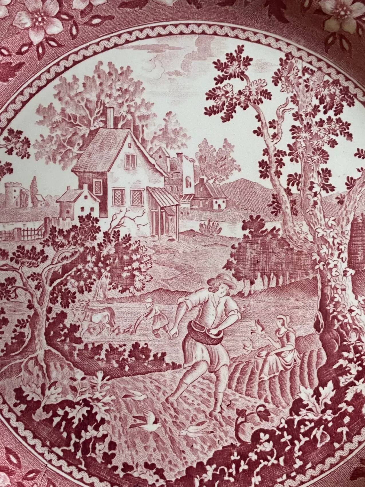 Ensemble de douze assiettes plates Villeroy & Boch – Rusticana, décor cottage anglais, coloris rose