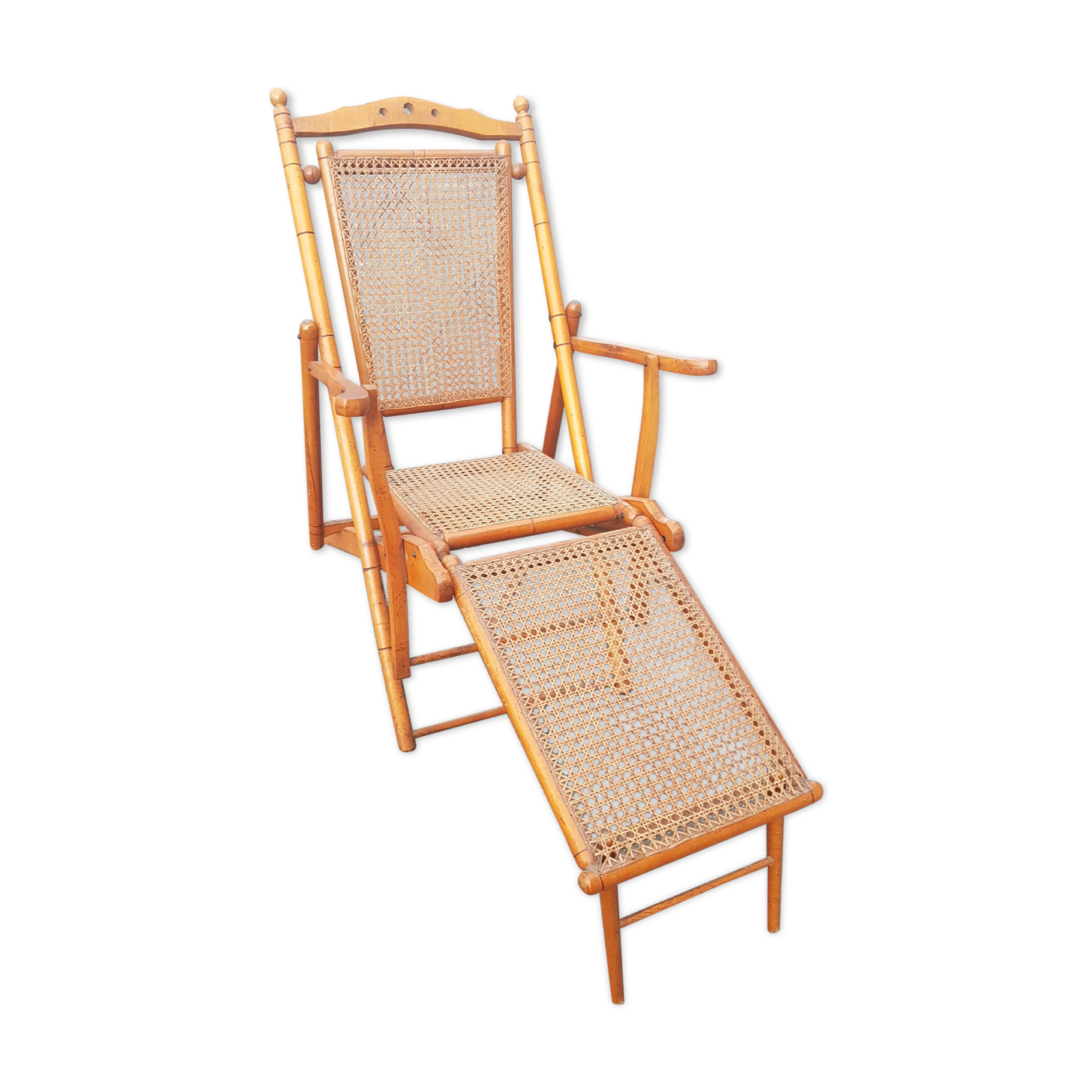 Folding chaise longue 1900 in beech
