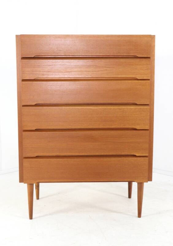 Large tall XL Danish chest of drawers - mid century modern in teak
