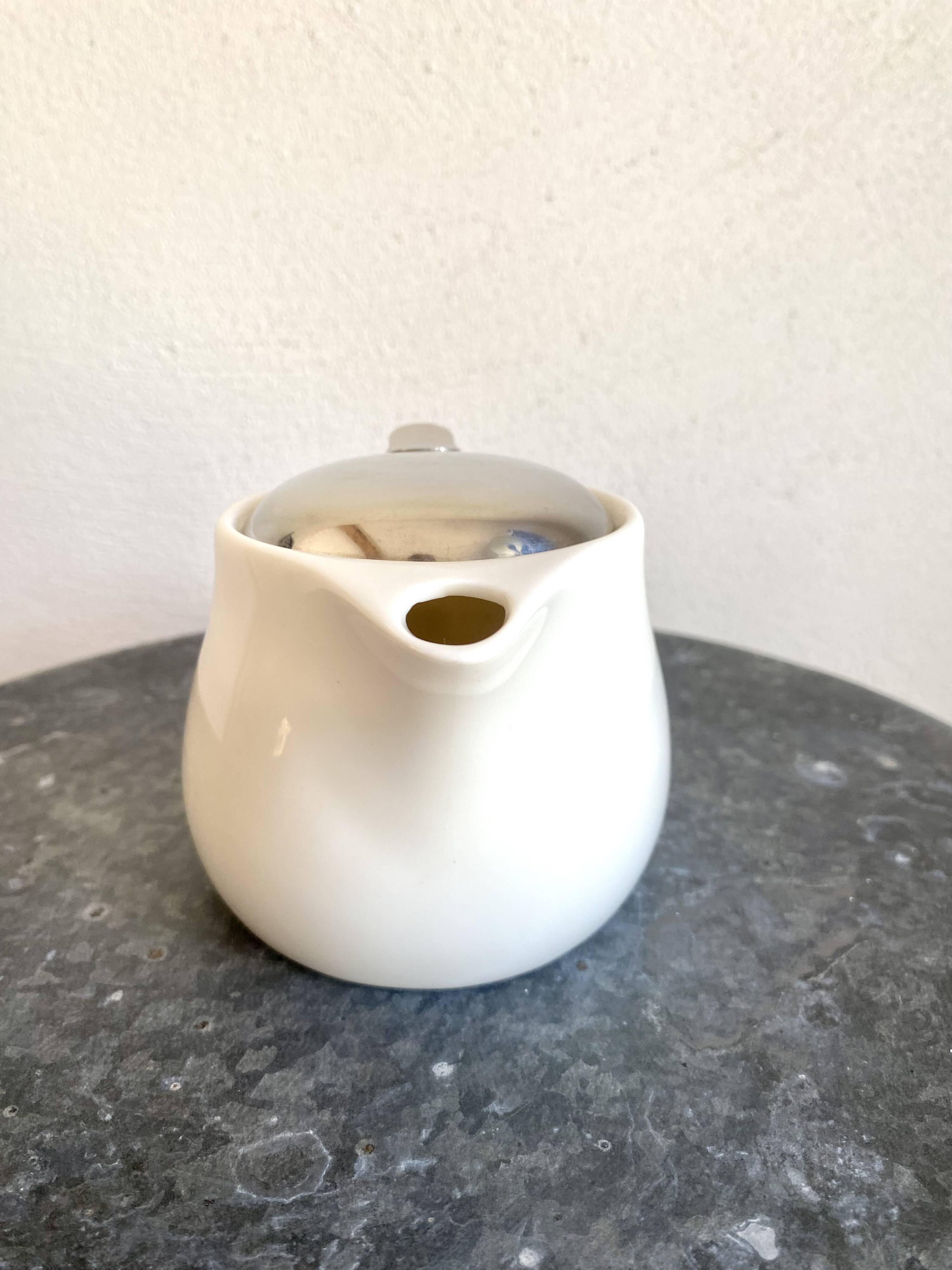 Earthenware and stainless steel teapot, 2 cups