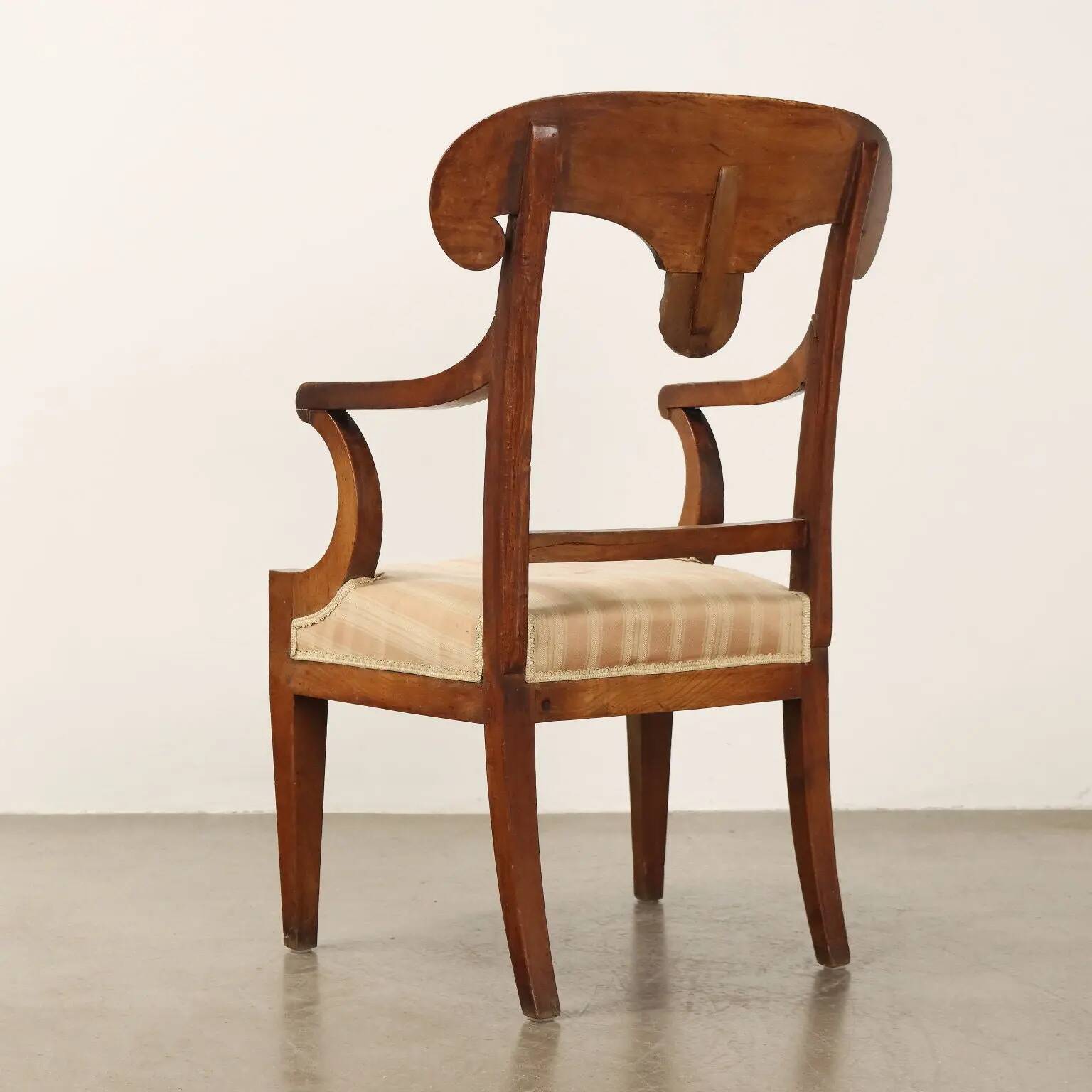 Paire de fauteuils Directoire anciens en merisier et tissu XVIII-XIX siècle