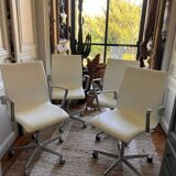 Oxford armchair Arne Jacobsen Fritz Hansen white leather swivel