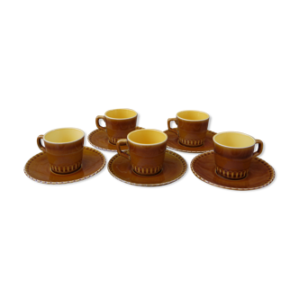 Lot of five cups and saucers Digoin