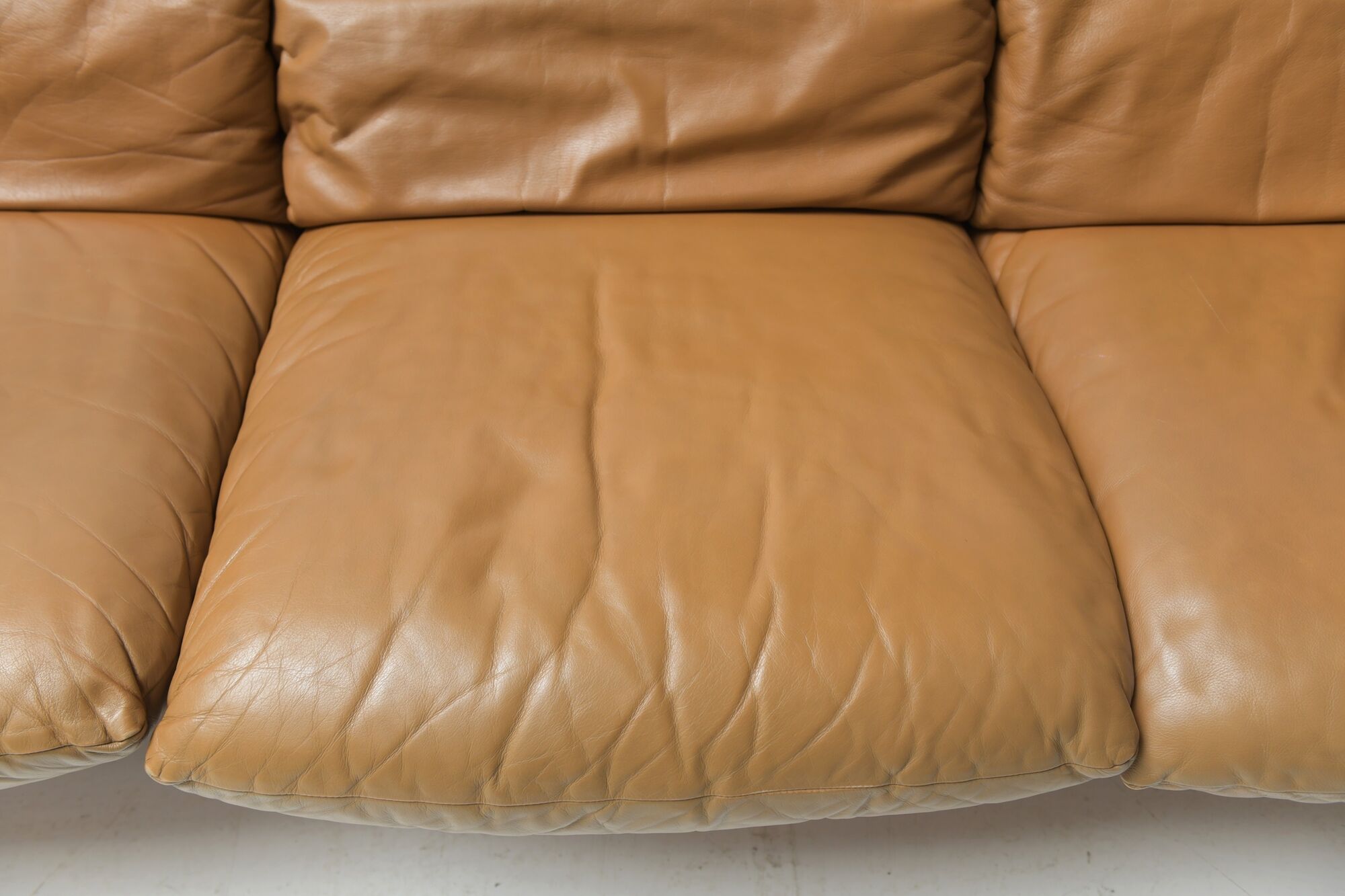 Portovenere sofa in original leather by Vico Magistretti for Cassina