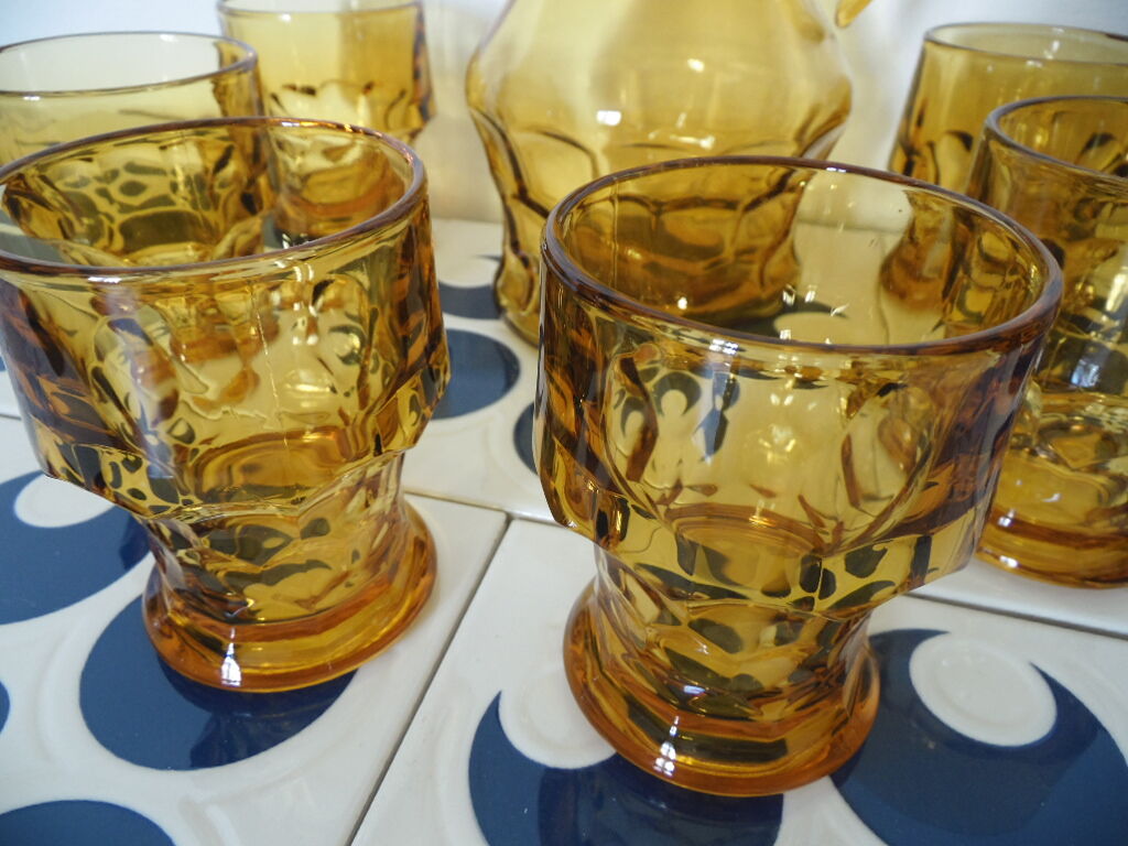 Amber glass orangeade service