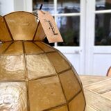 Gold mother-of-pearl pendant