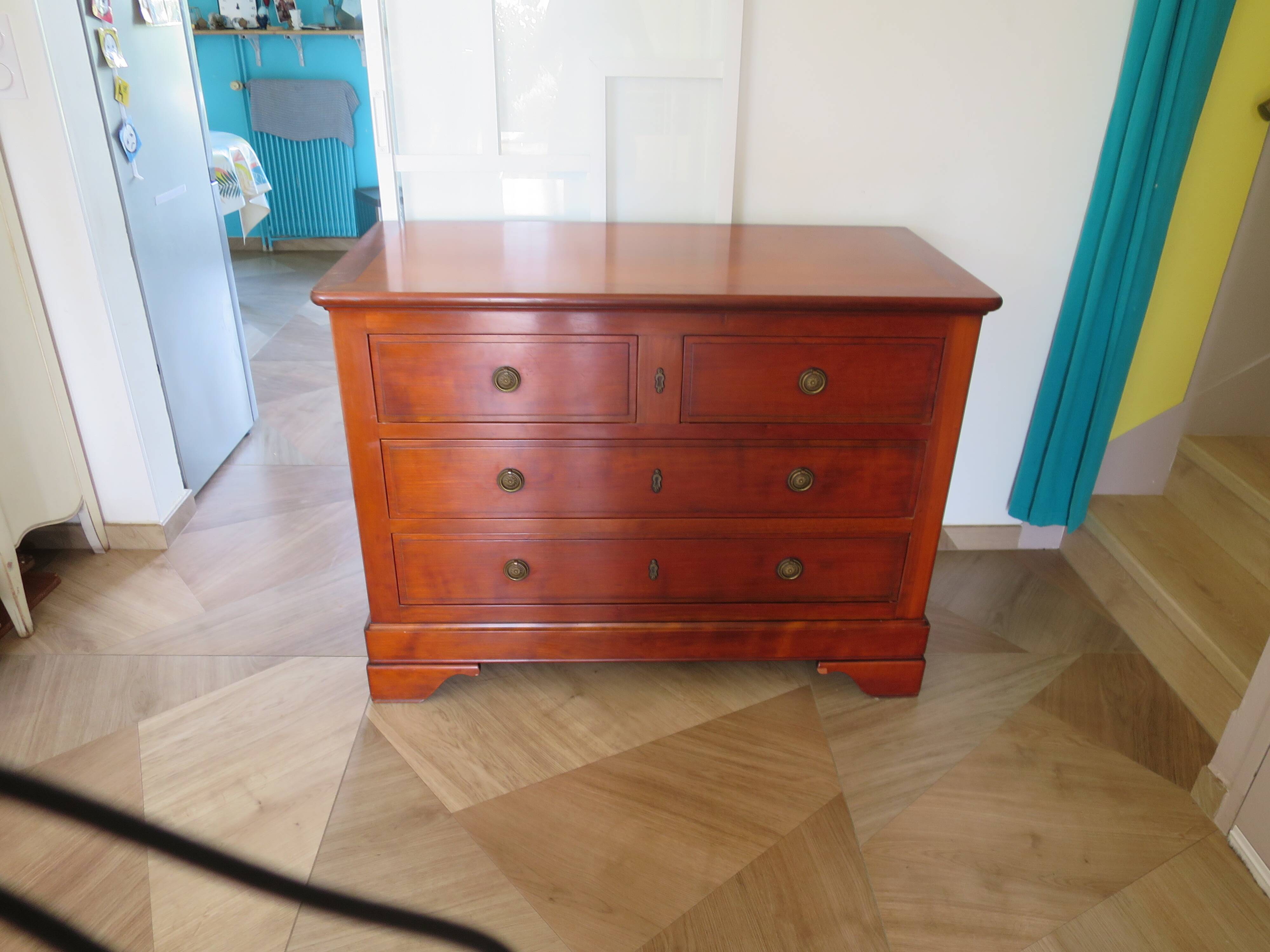 Antique - chest of drawers - 4 drawers - solid wood - cherry