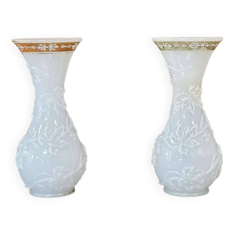 Paire de vases en opaline début XXème