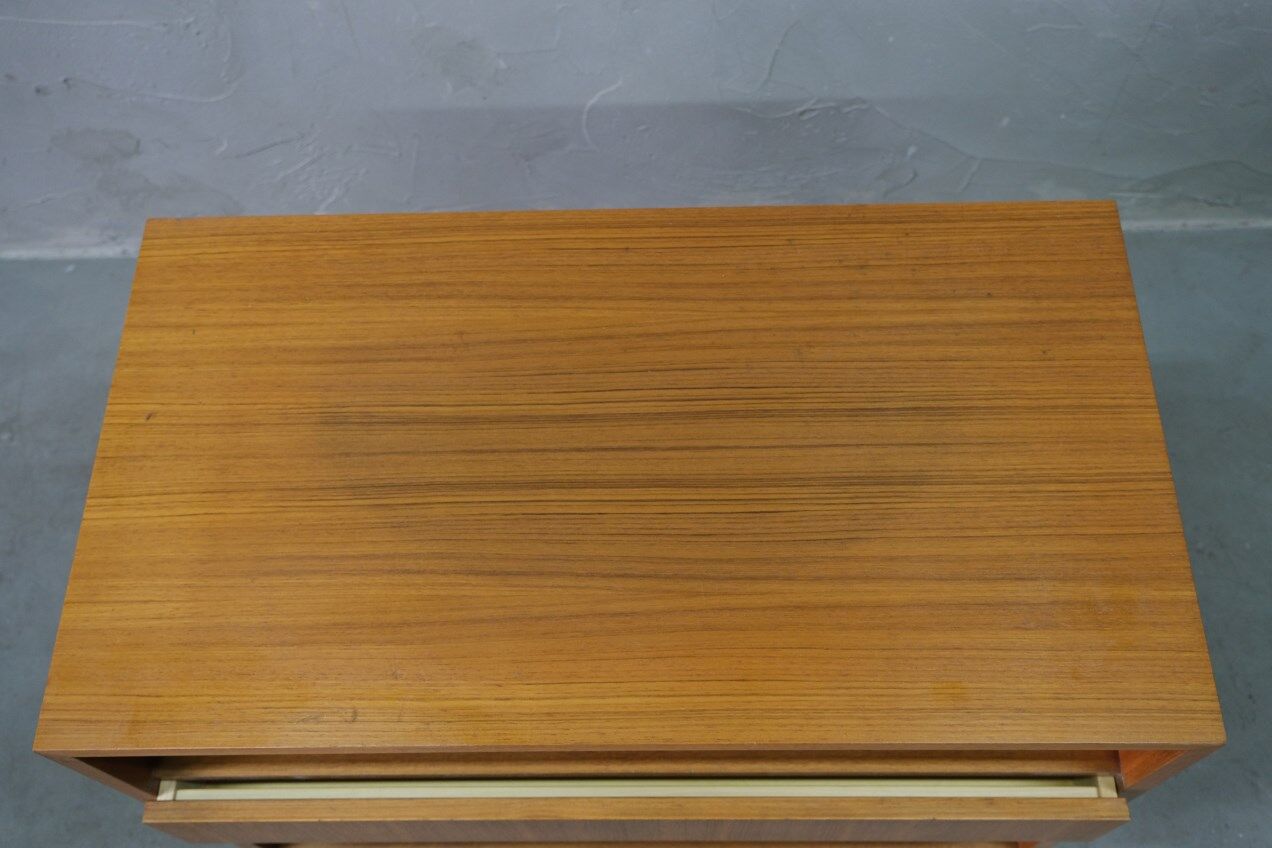 Mid -Century Teak Mobile Two-Sided Cabinet from WR, 1970s.
