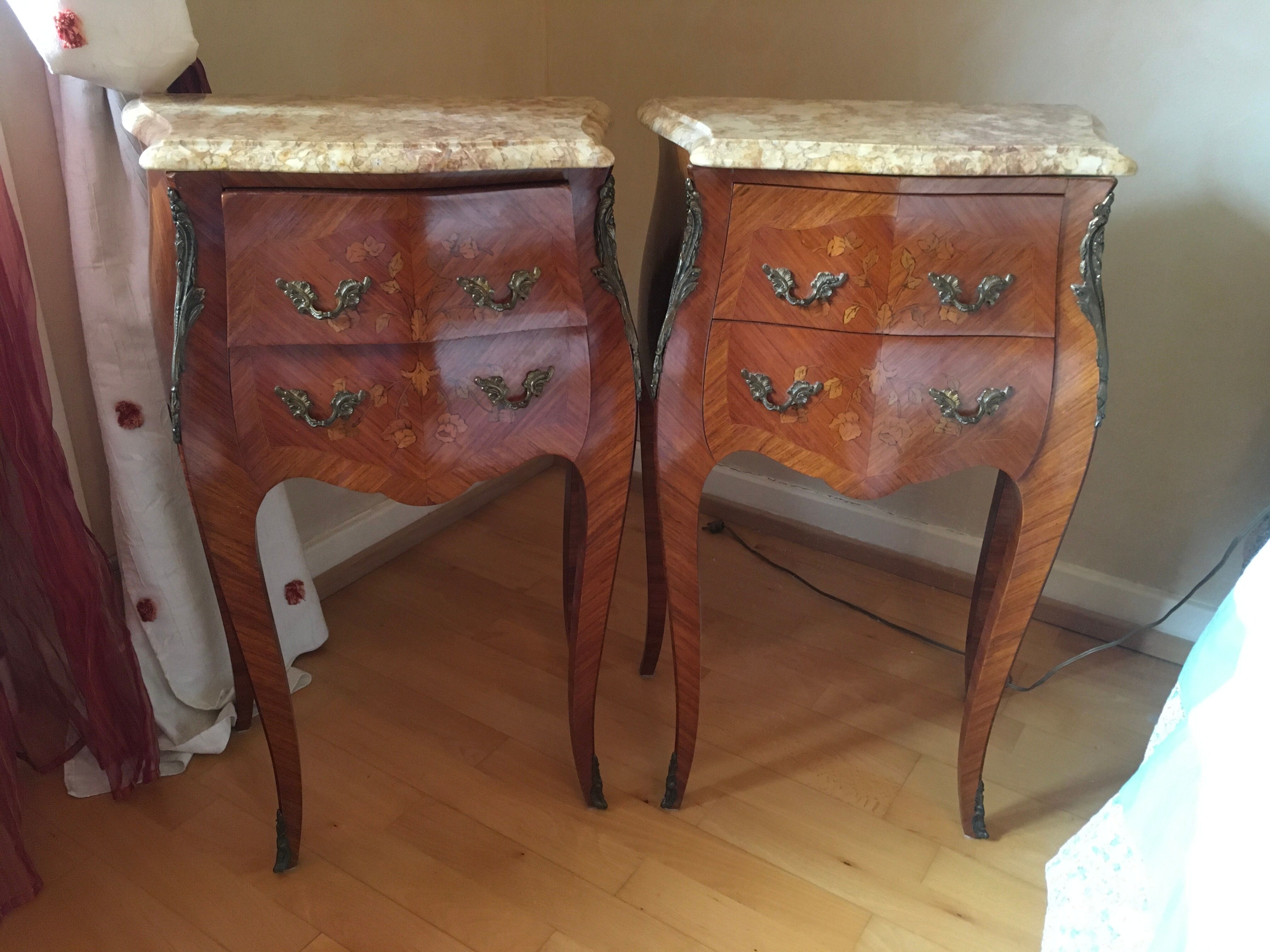 Tables de chevet de style Louis XIV