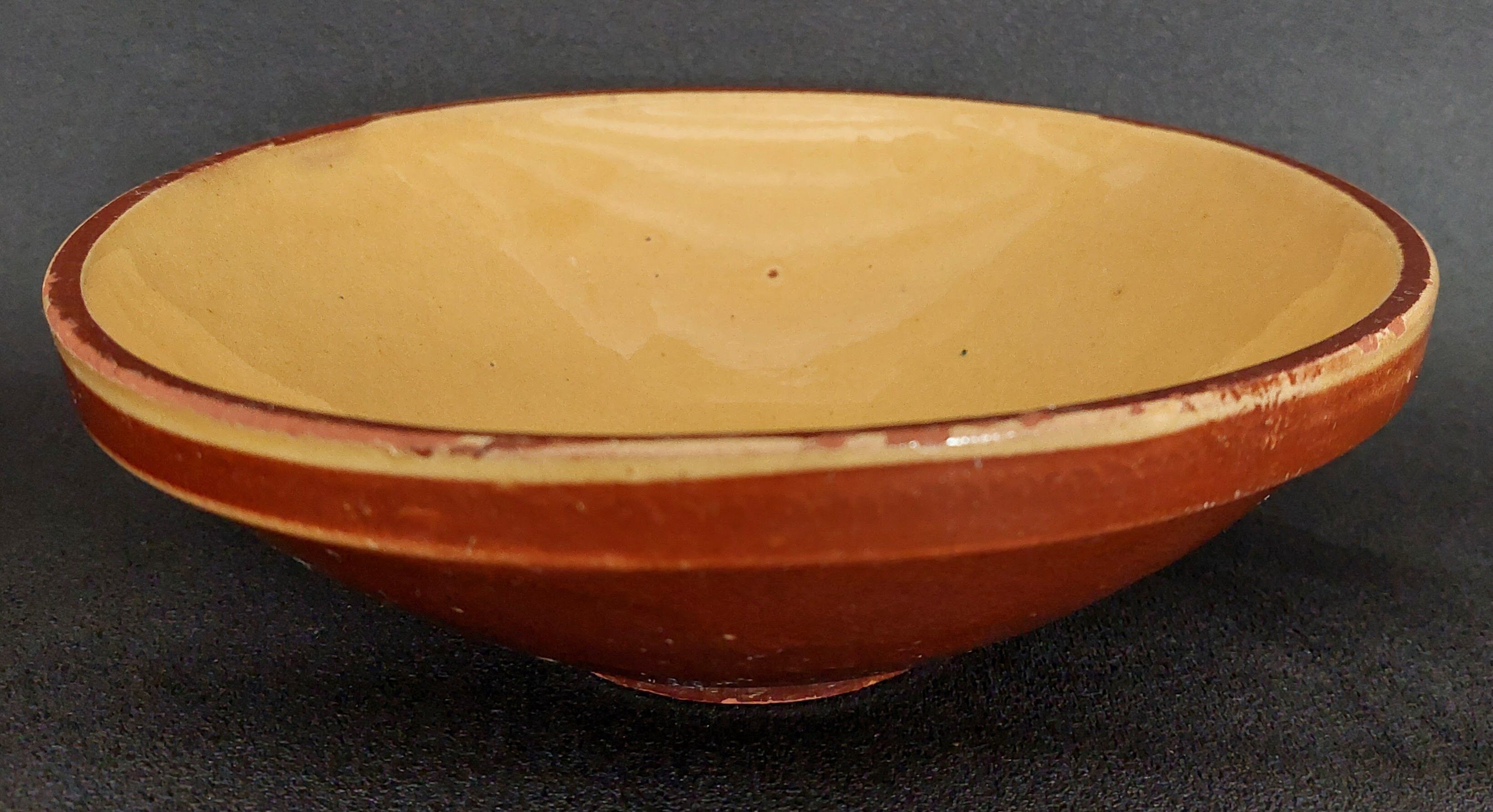 Glazed terracotta bowl from the 20th century.