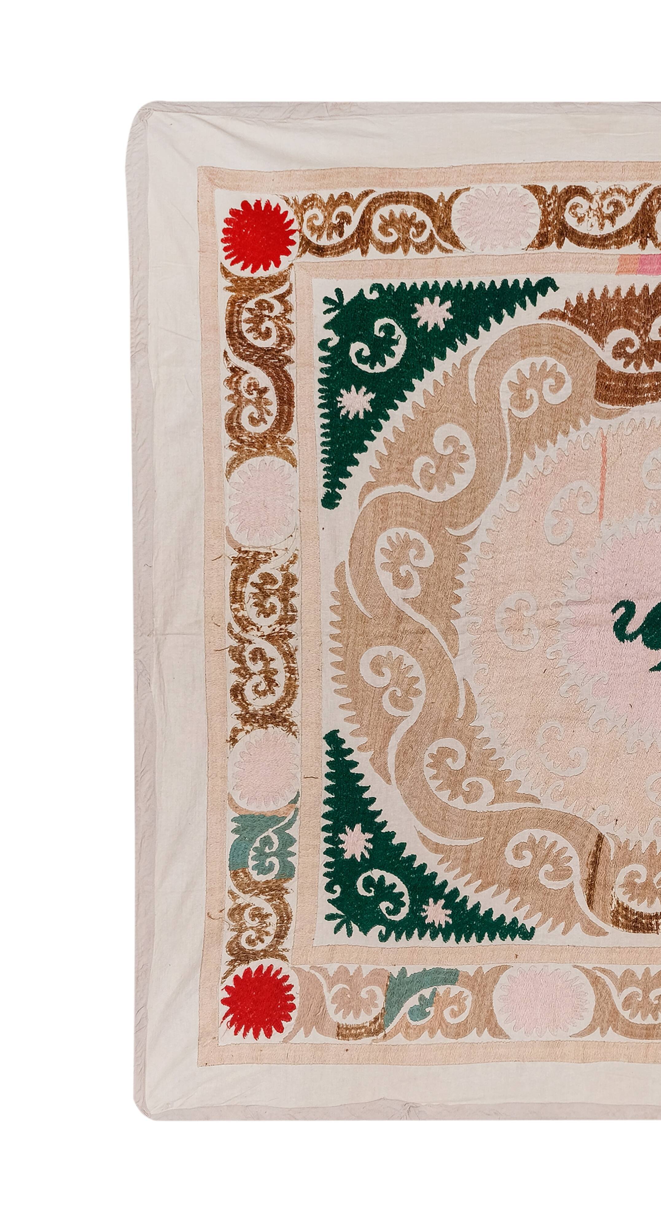Hand knotted rug, vintage Turkish rug 125x132 cm