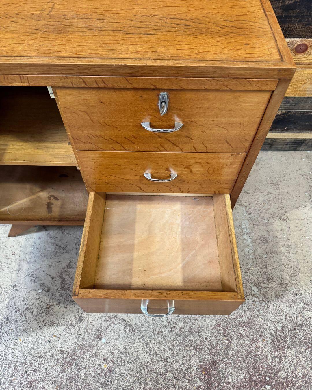 Vintage multifunctional chest of drawers