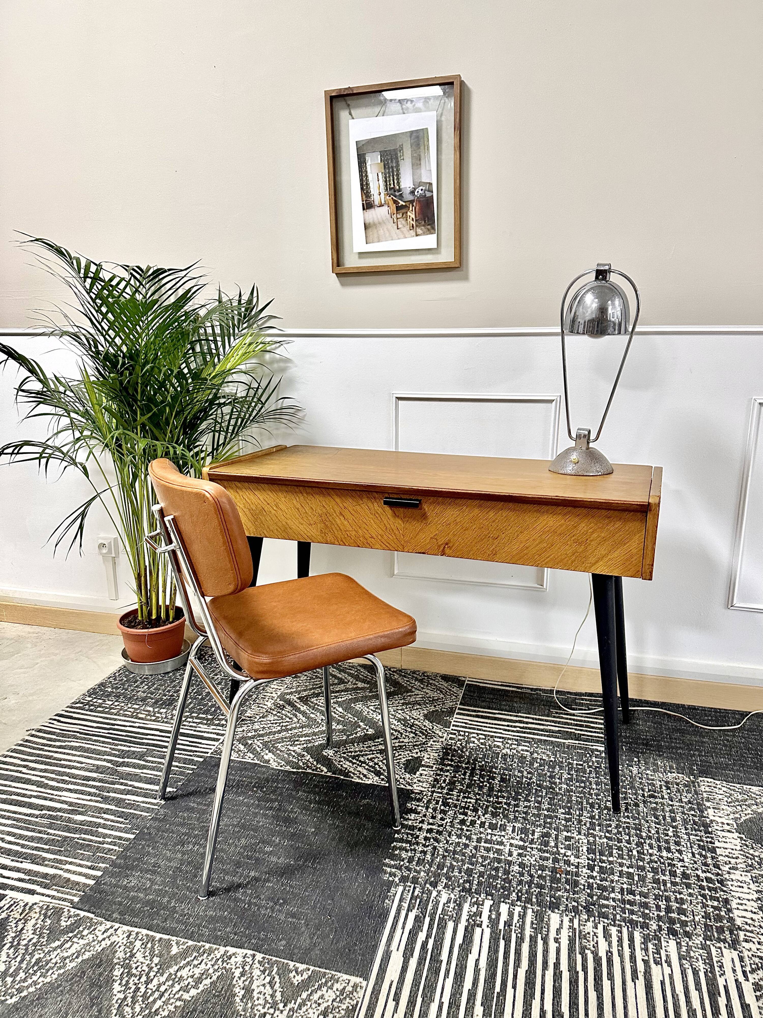 Scandinavian console