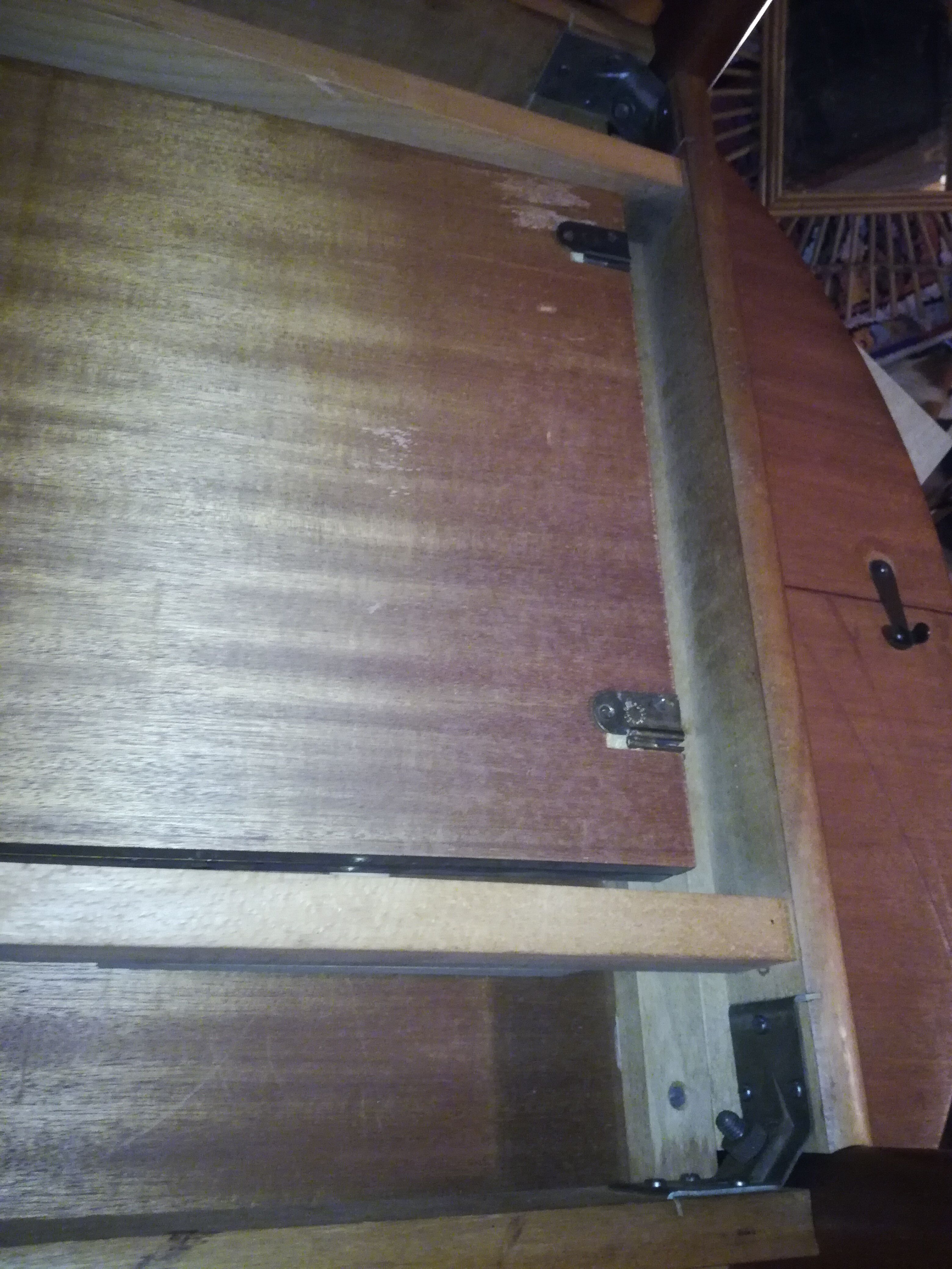 Scandinavian teak roundtable