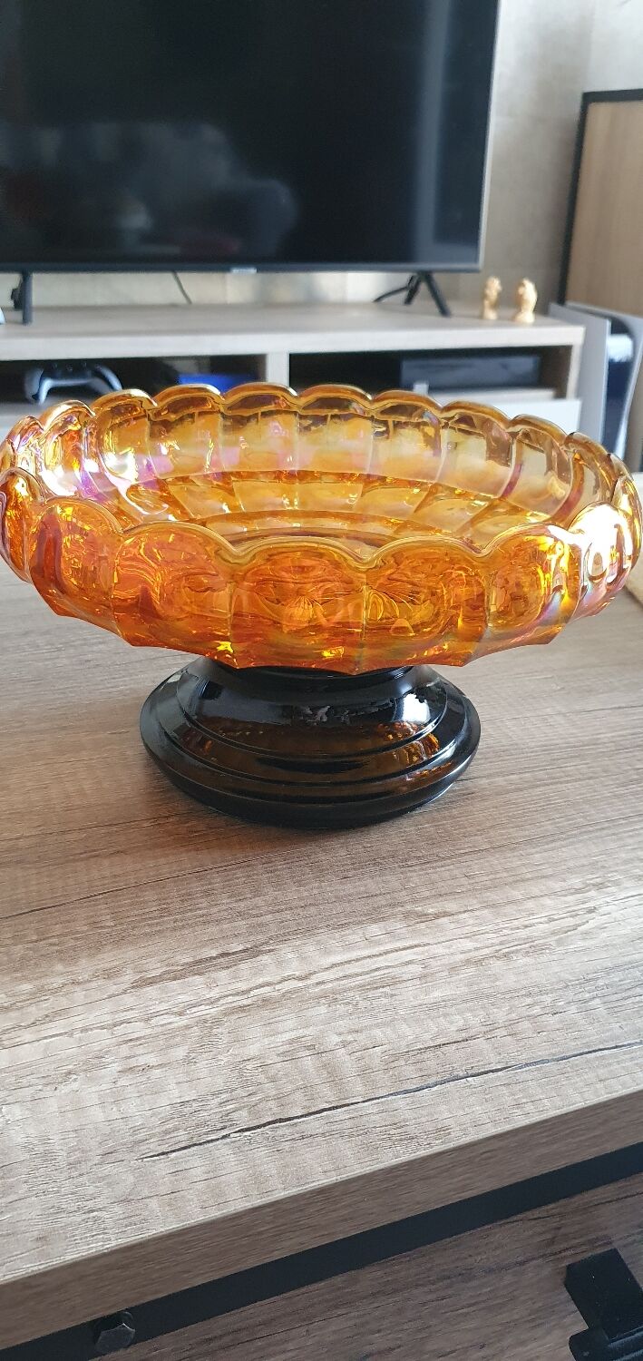 Glass compote bowl