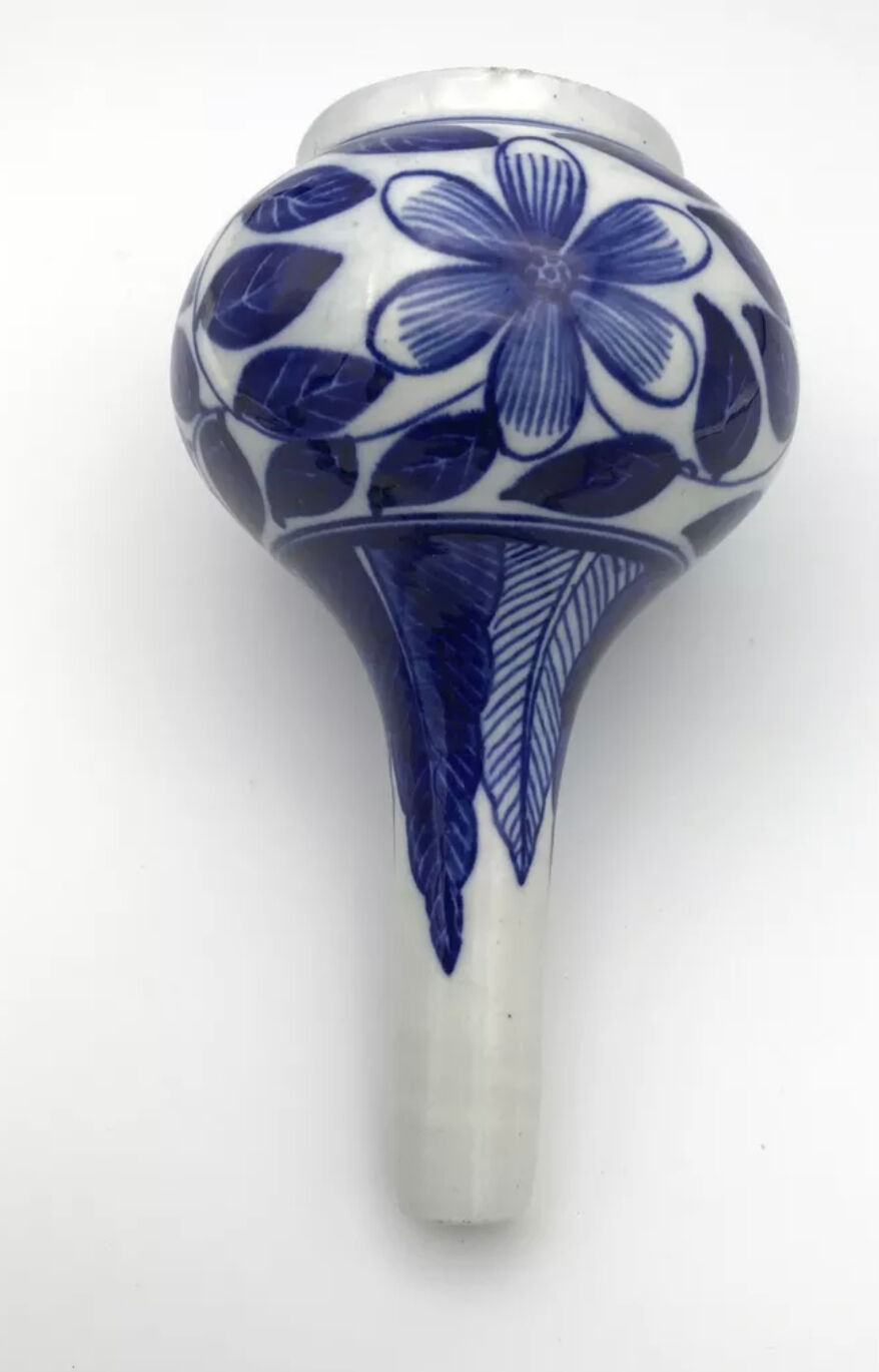 Old vase soliflore porcelain with floral decoration blue asia 18 cm