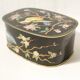 Boîte métallique vintage noire avec décor oiseaux