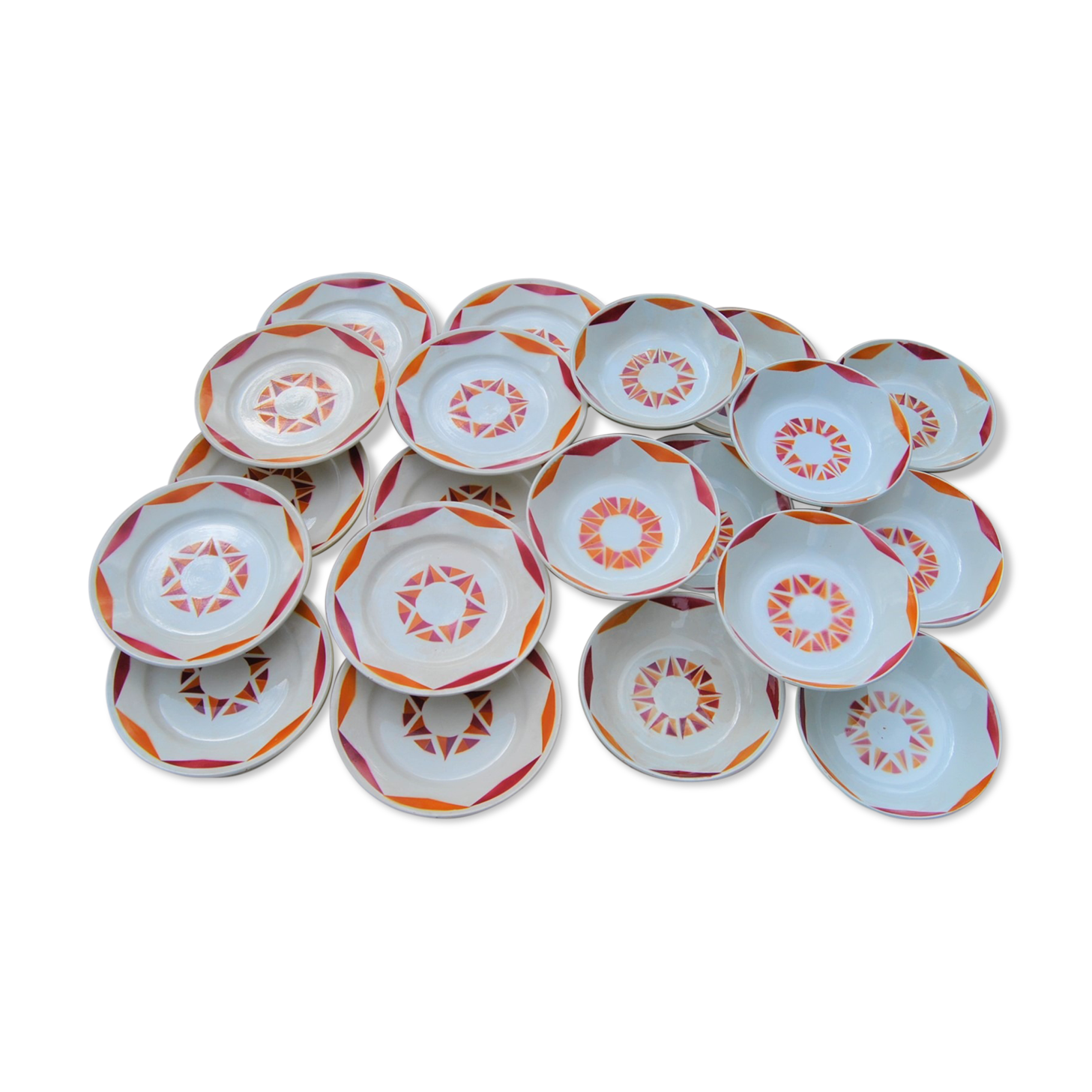 Series of 20 modernist plates Faïencerie de Castres