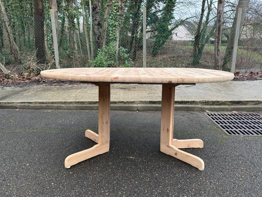 Round extendable dining table Rainer Daumiller for Hirtshals Sawaerk 145