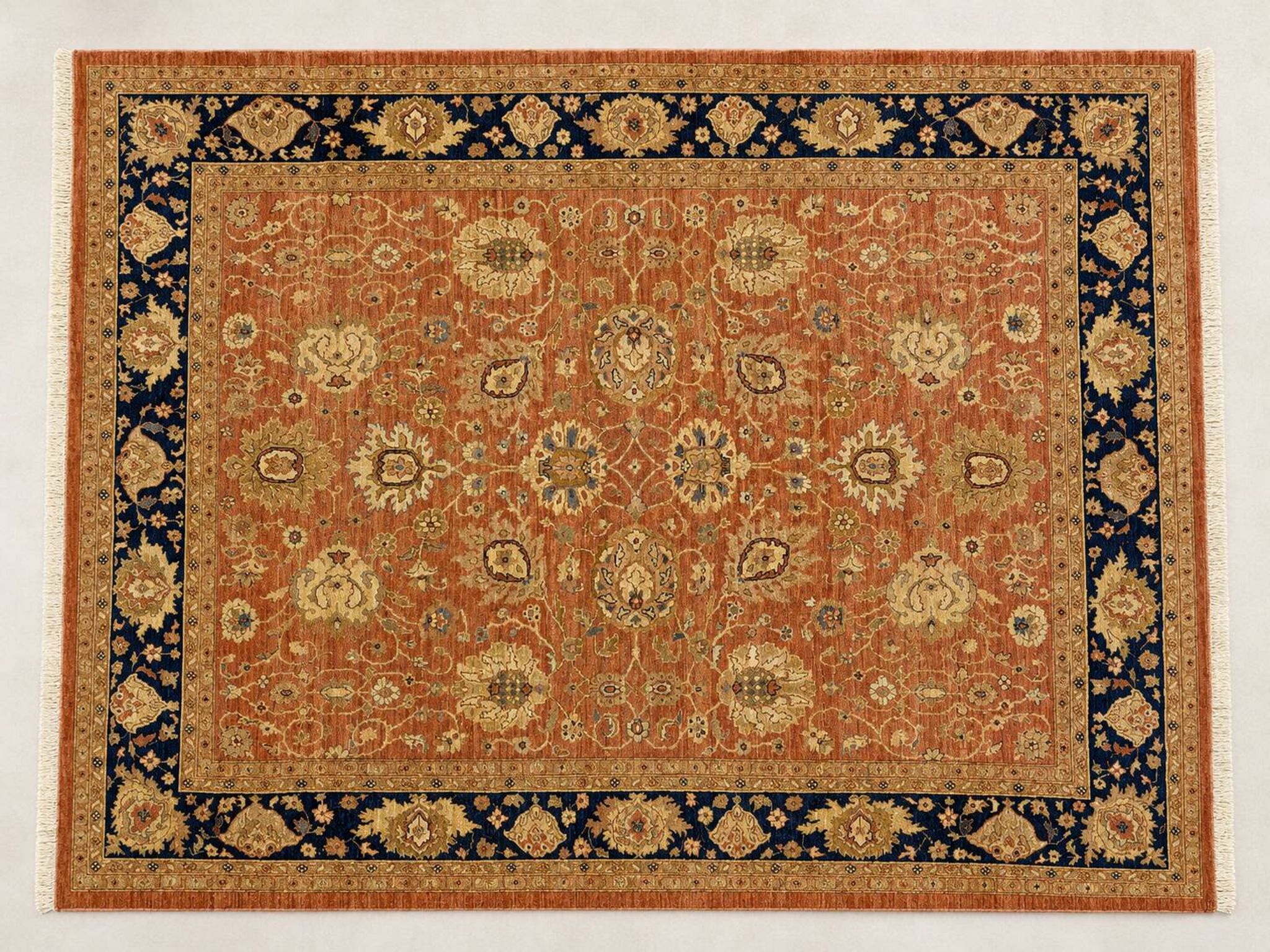 Hand-knotted Oriental rug in wool, 235 × 300 cm