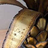 Pineapple lamp