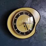Vintage formica clock silent wall clock asymmetrical 60s "Yellow black"