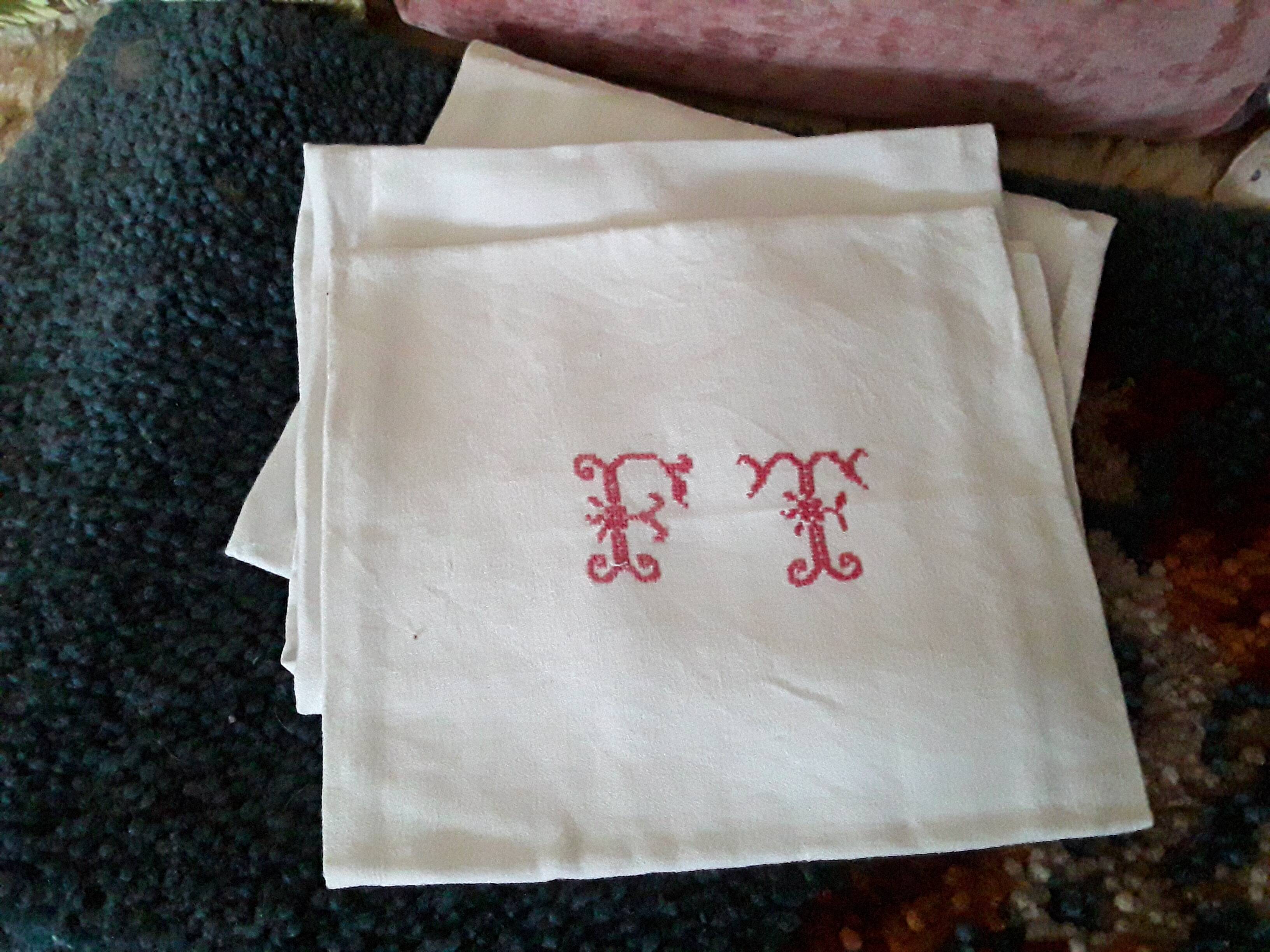 4 old monogrammed napkins