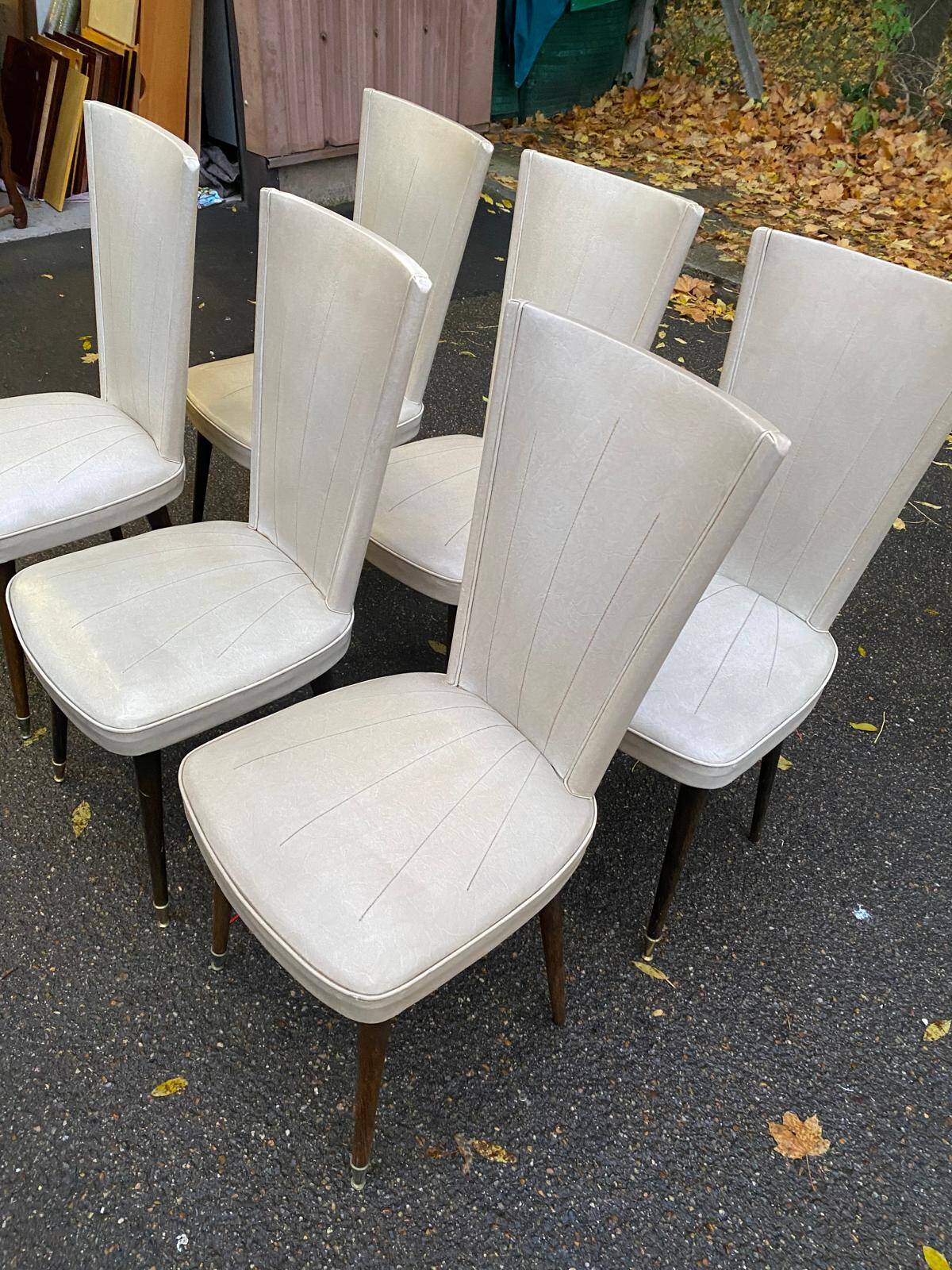 6 vintage Scandinavian chairs in solid wood and beige leather, circa 1960