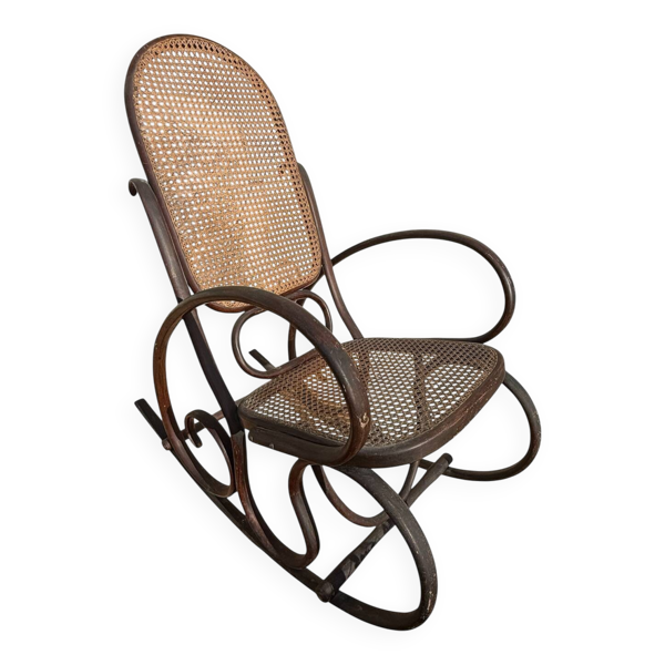 Rocking-chair dans le goût de Michael Thonet