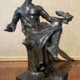 Bronze ancien allégorie des "Arts" sculpture