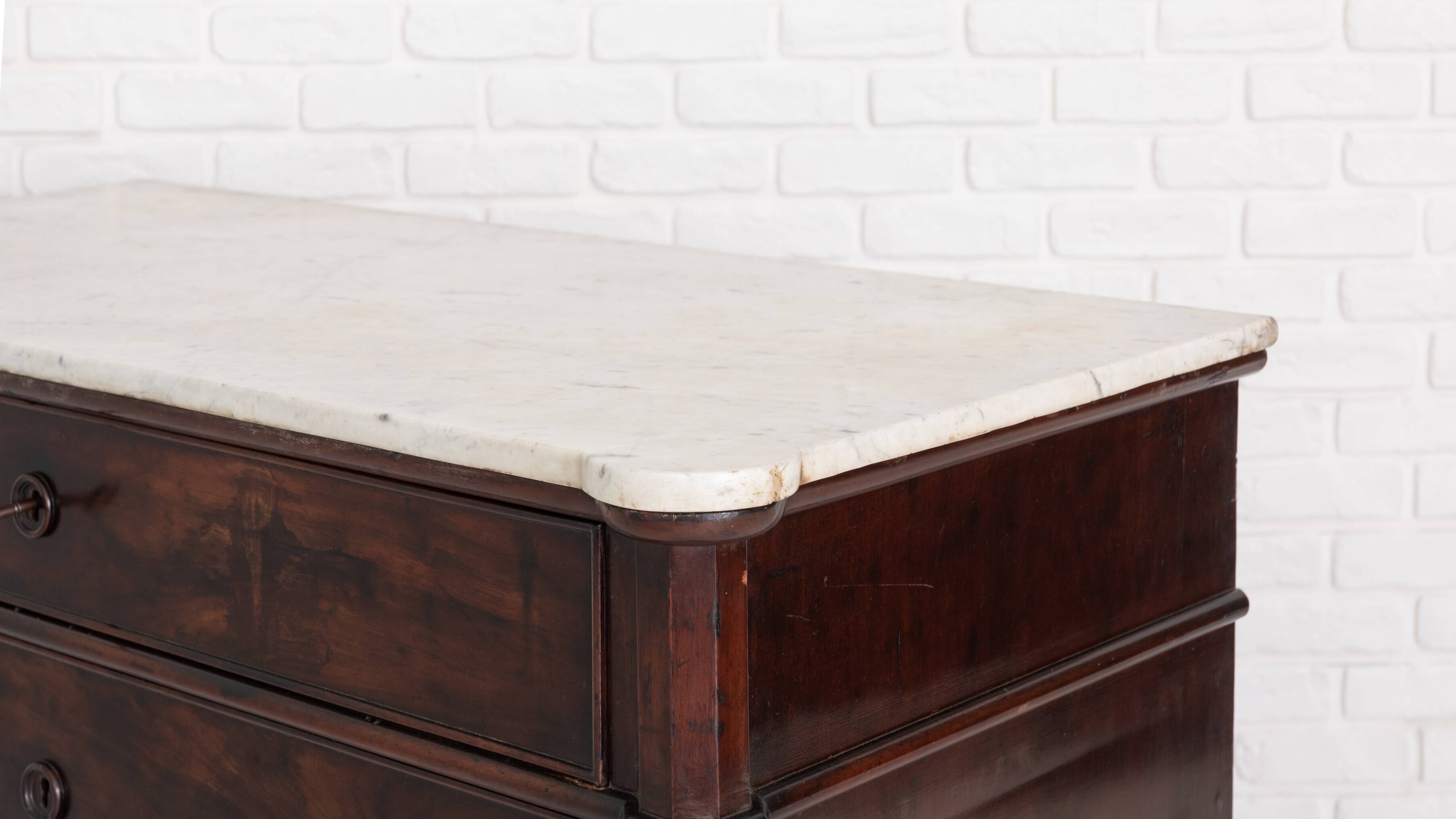 19th century walnut chest of drawers