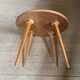 Table basse ronde pied compas