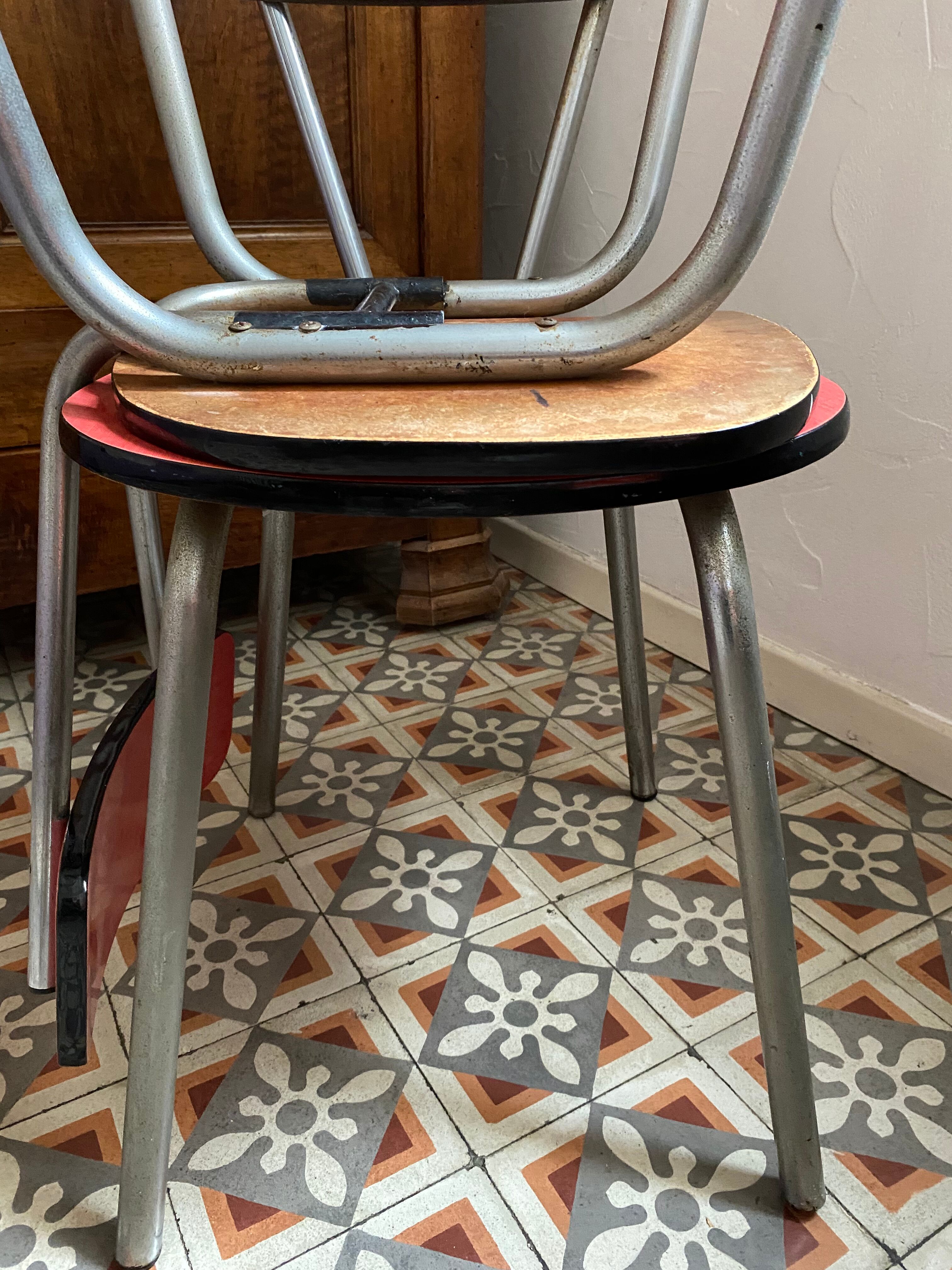 2 chairs in red Formica 60s