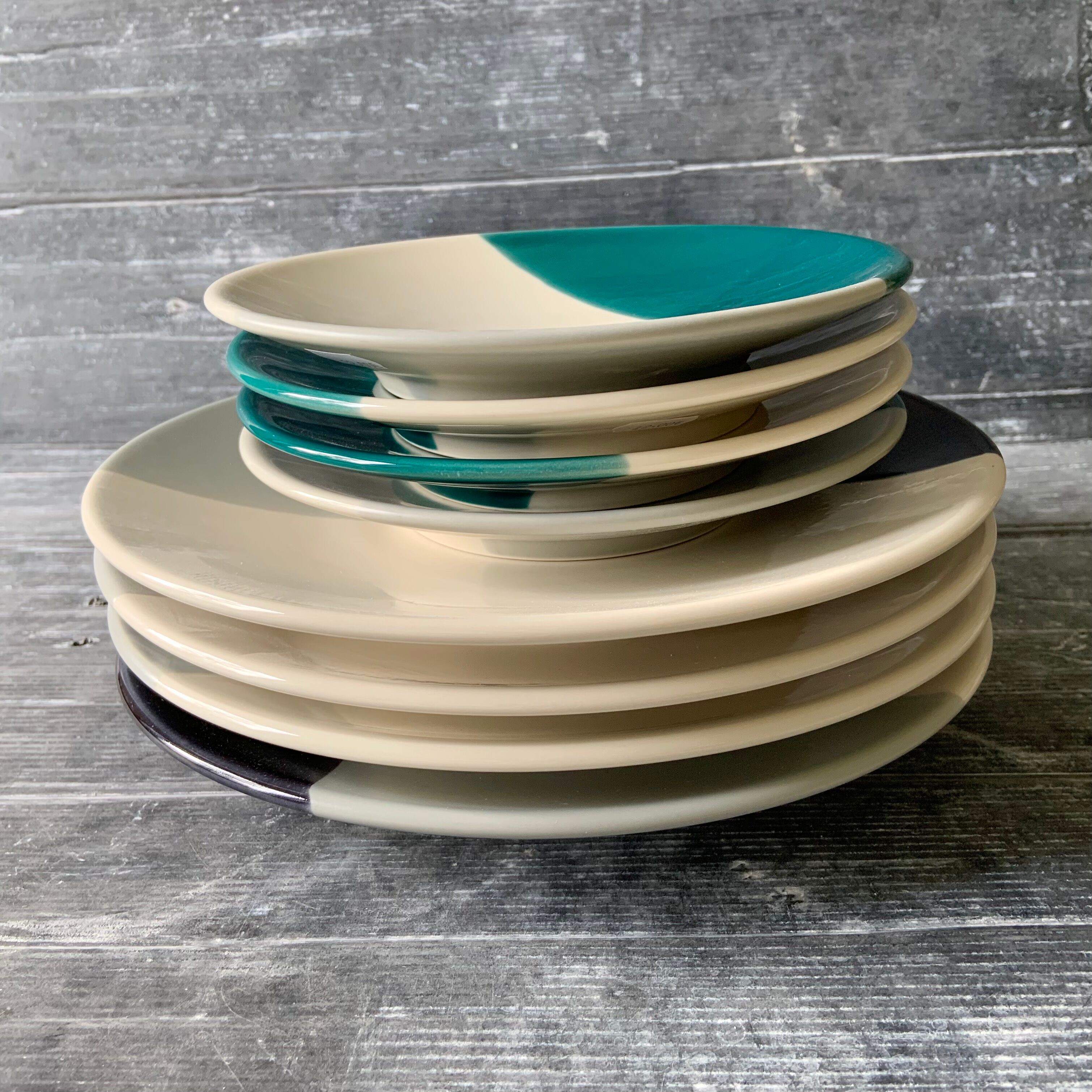 Lot Jars Tourron Plates